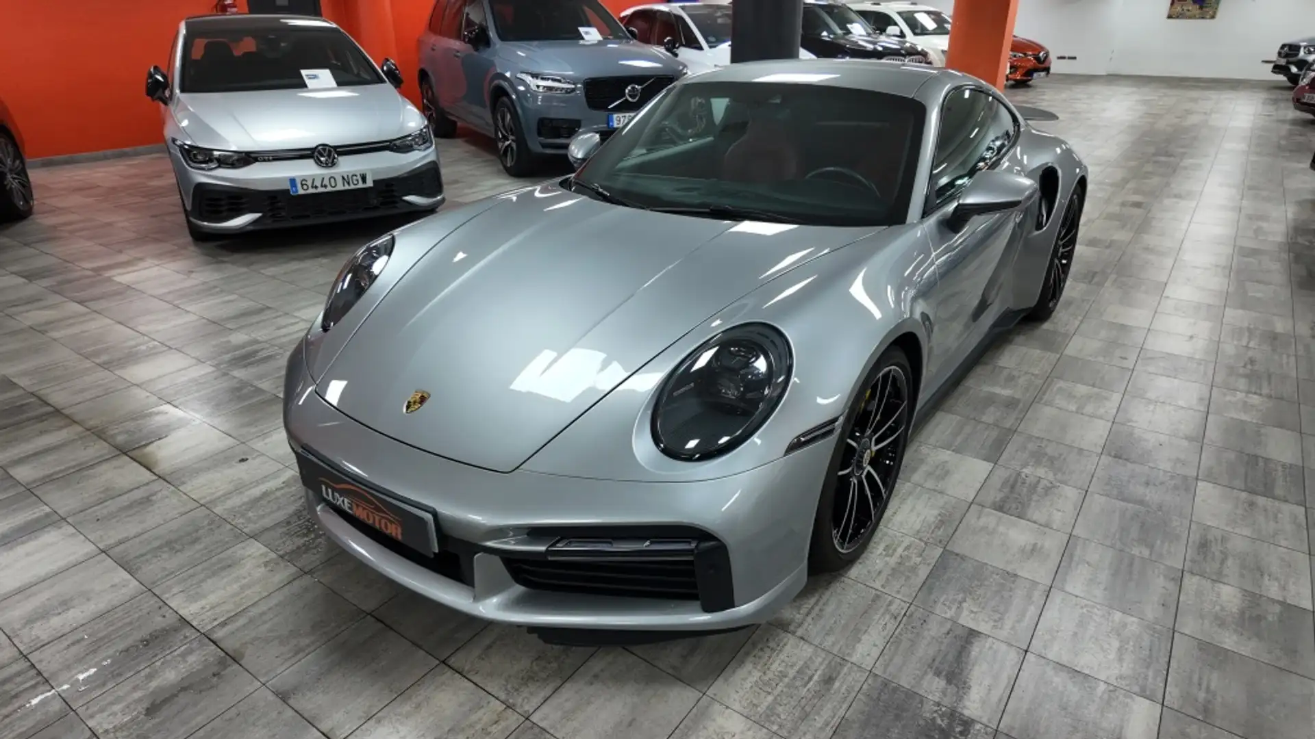 Porsche 992 Turbo S Coupé PDK Gris - 1