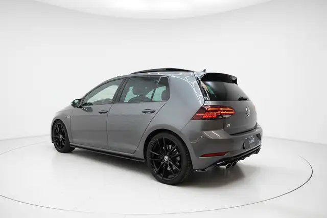 Volkswagen Golf view 8