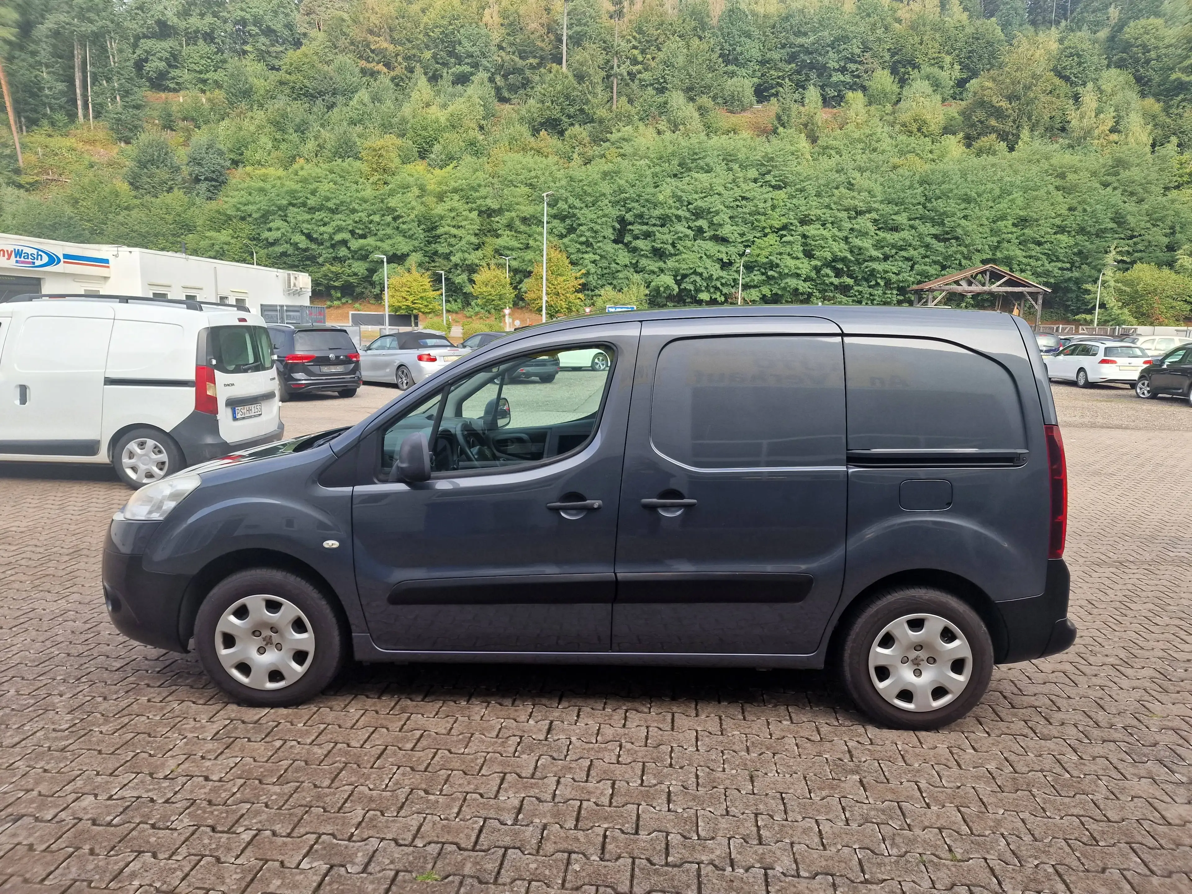 Peugeot Partner L1 Komfort 3 SITZER aus 1.Hand — photo 4