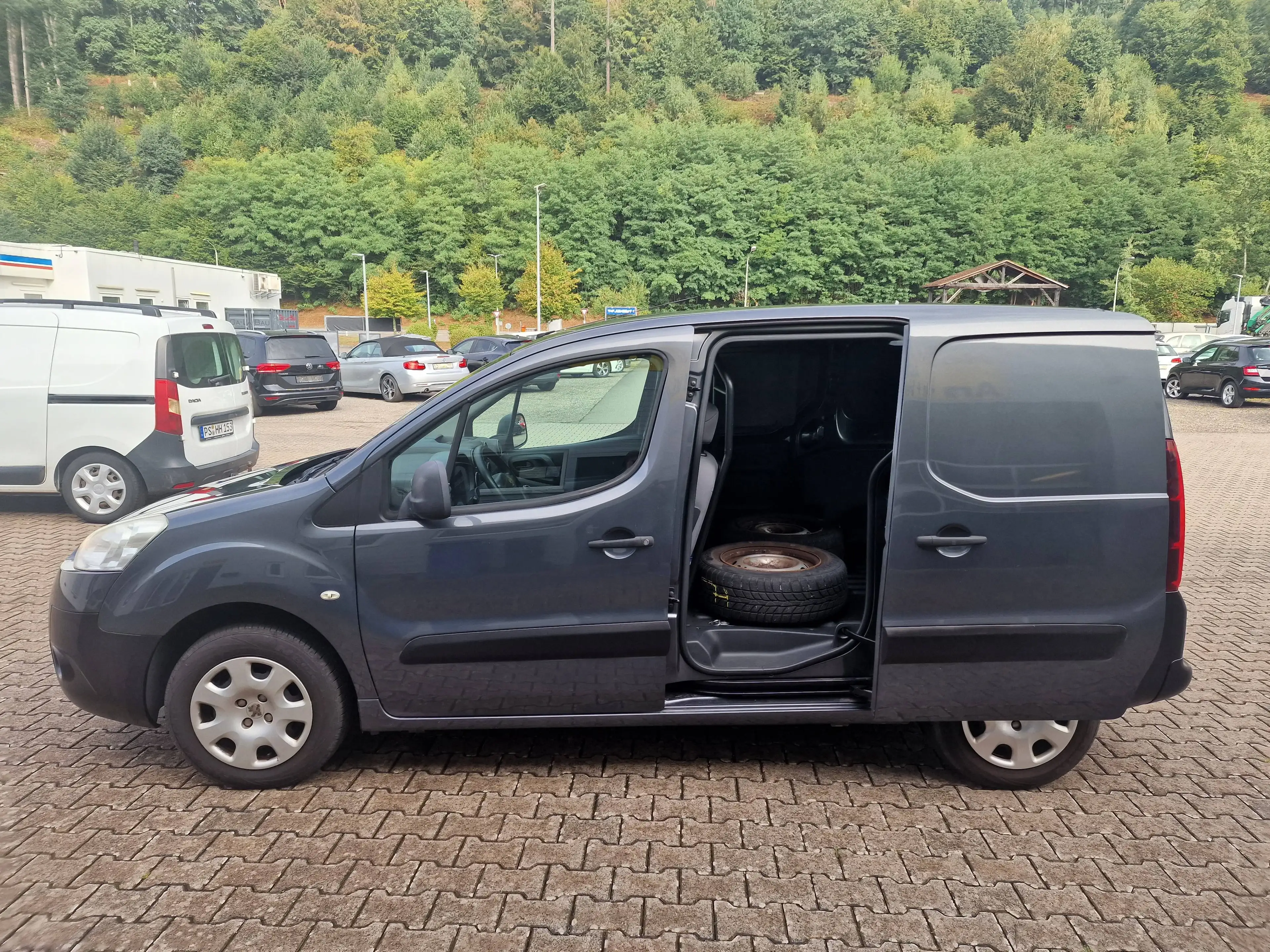 Peugeot Partner L1 Komfort 3 SITZER aus 1.Hand — photo 5