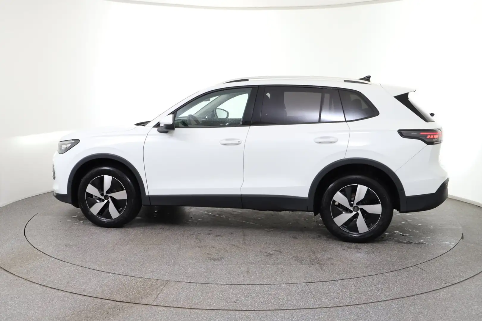 Volkswagen Tiguan Friends TDI 4MOTION DSG Weiß - 2