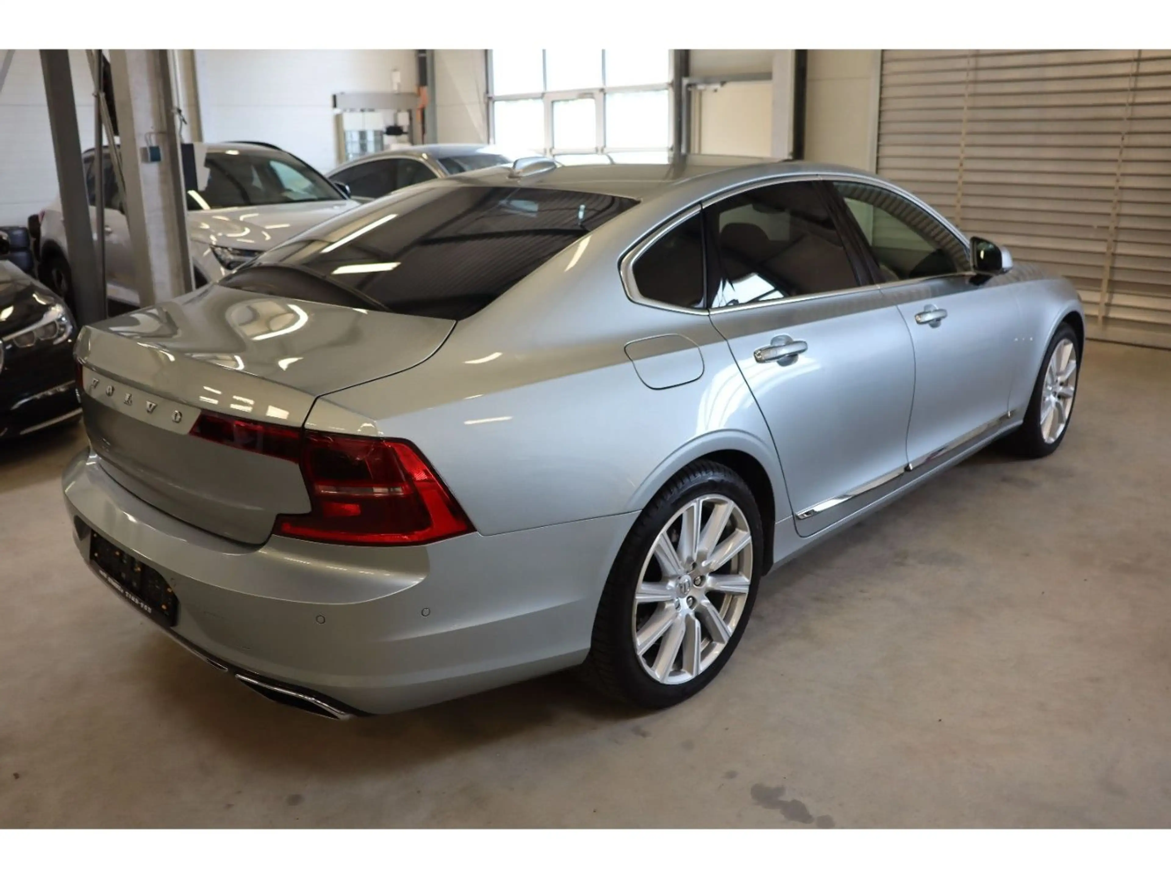 Volvo S90 Inscription Plug-In Hybrid AWD ACC HUD 360°K — photo 5