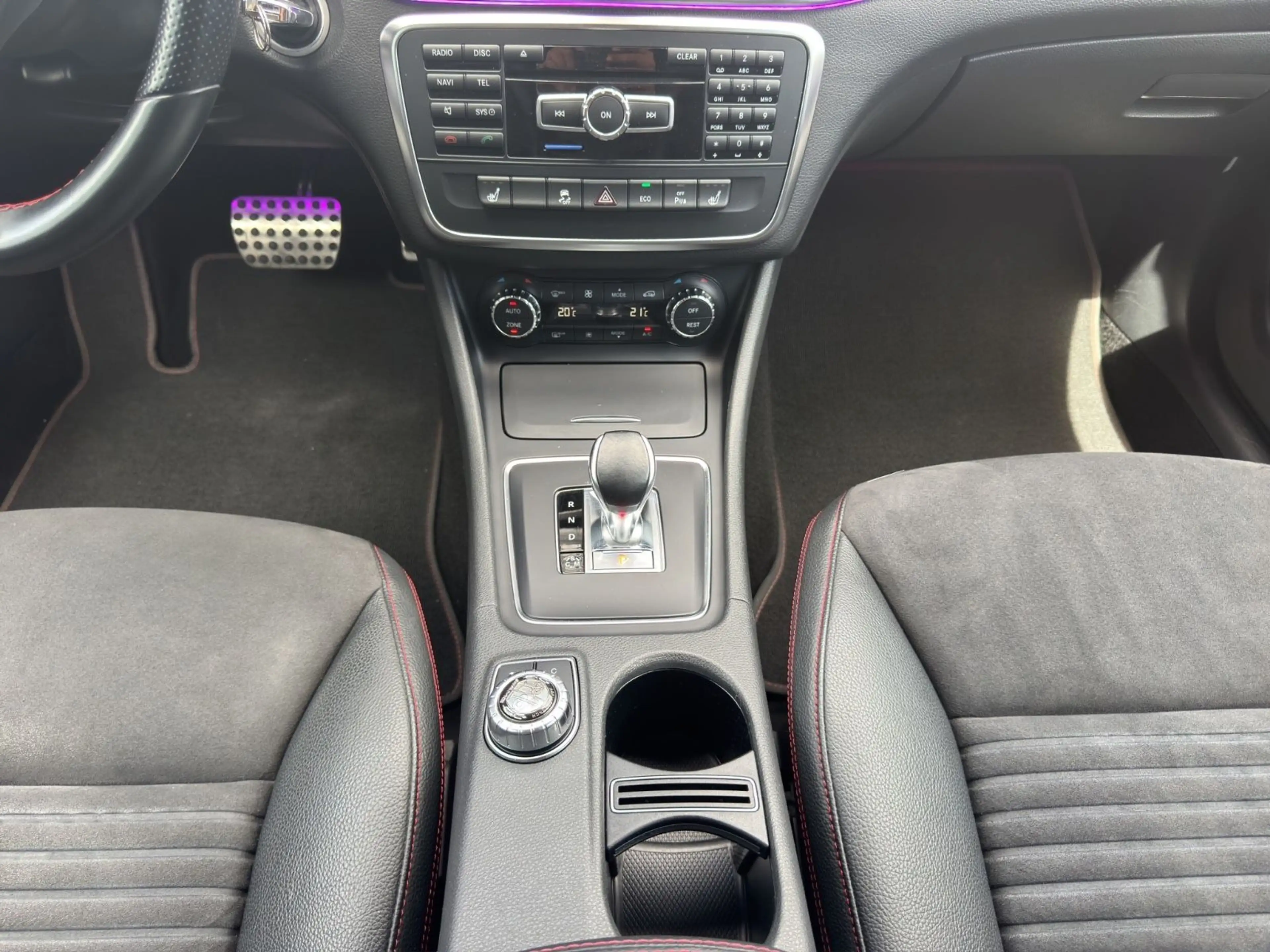 Mercedes-Benz CLA 45 AMG 4Matic * Sound System HK * — photo 18