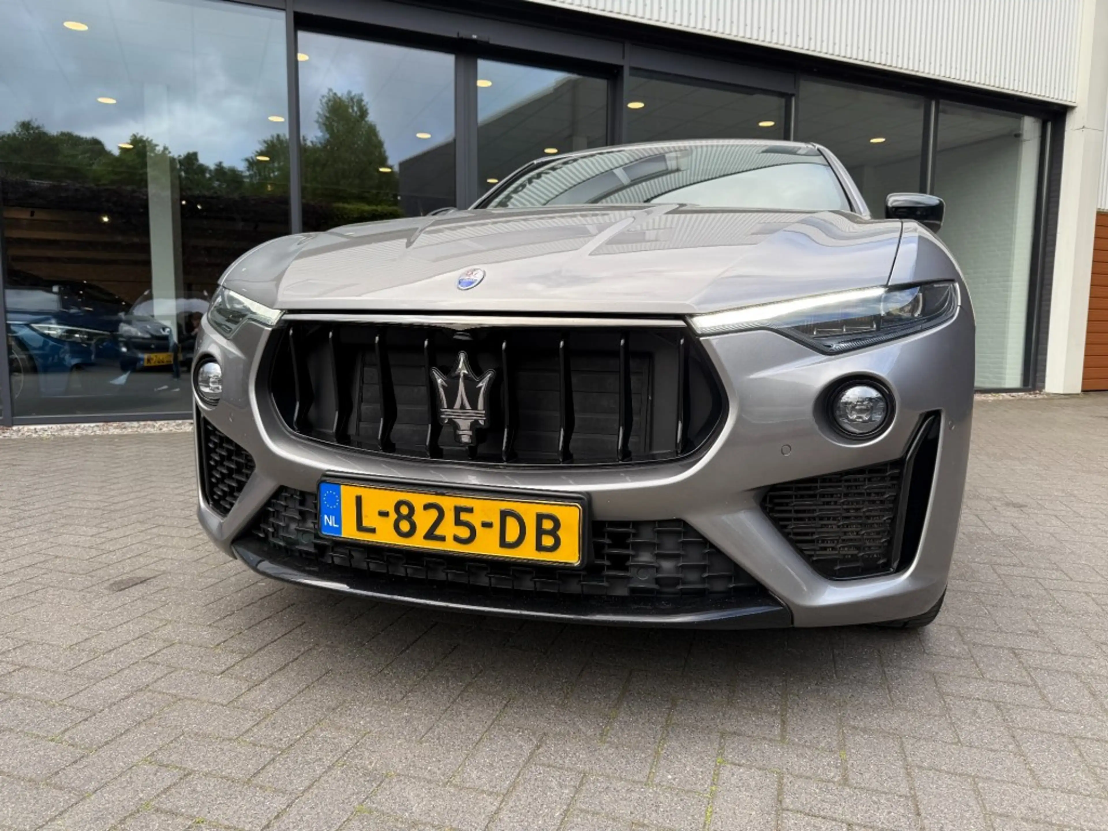 Maserati Levante 3.0 V6 D AWD Gran Sport — photo 3