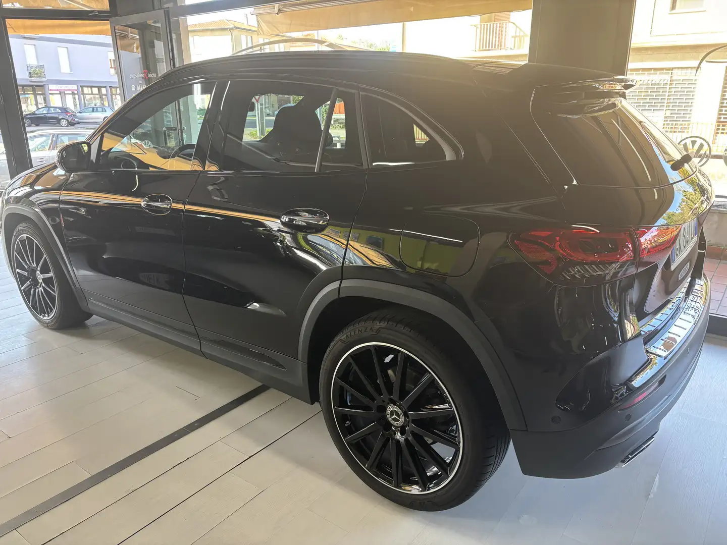 Mercedes-Benz GLA 200 d Premium auto Nero - 1