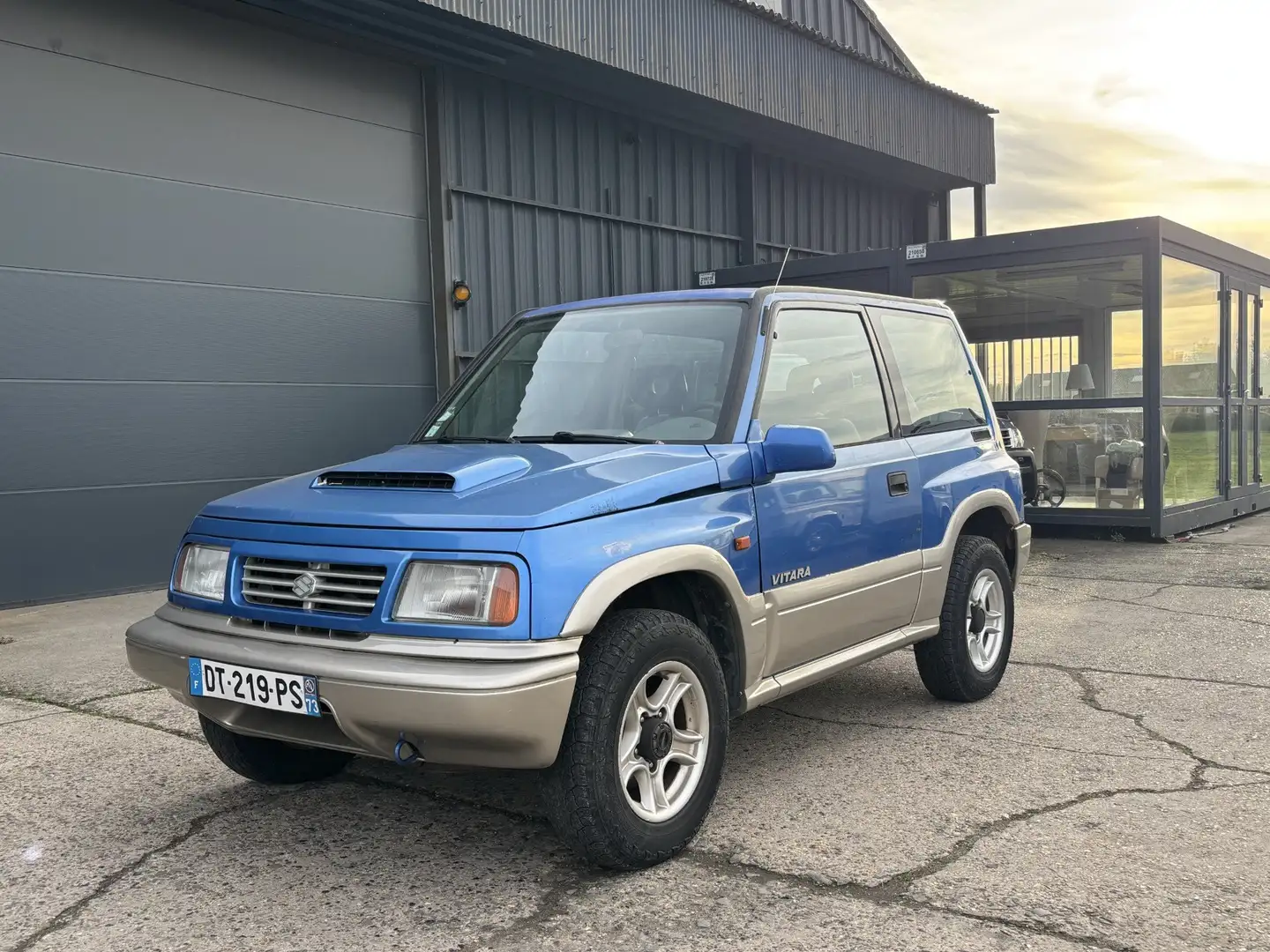 Suzuki Vitara Vitara 1.9 TD JLX Blau - 2