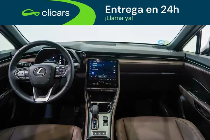 Lexus LBX 2024, foto 13