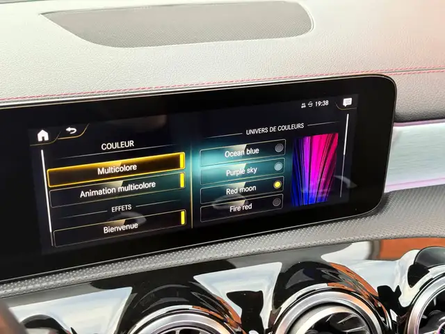 Mercedes-Benz Cla view 25