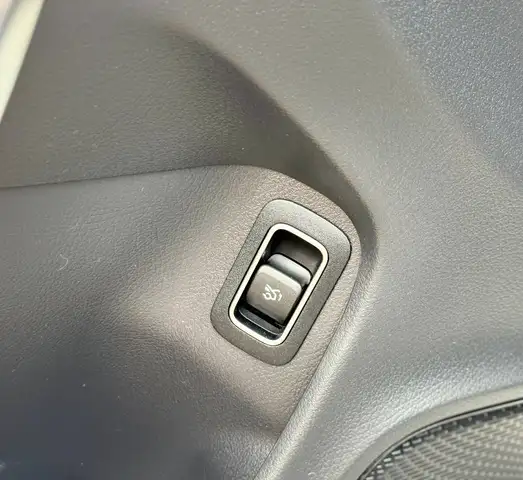 Mercedes-Benz Cla view 19