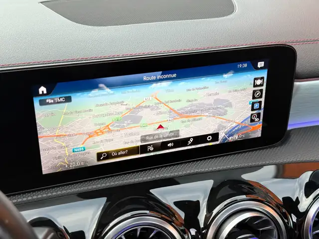 Mercedes-Benz Cla view 23
