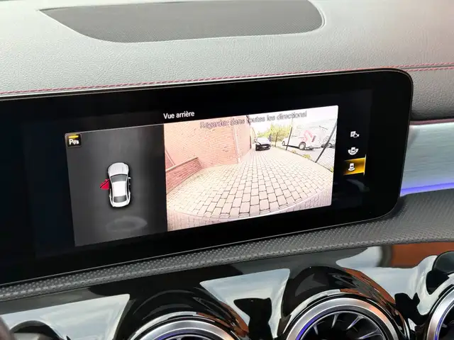 Mercedes-Benz Cla view 26