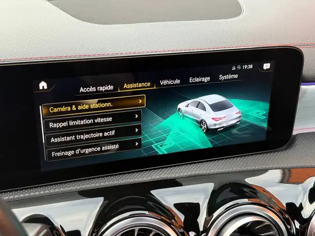 Mercedes-Benz Cla view 27