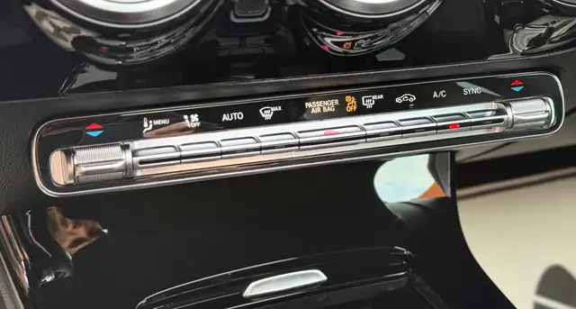 Mercedes-Benz Cla view 29