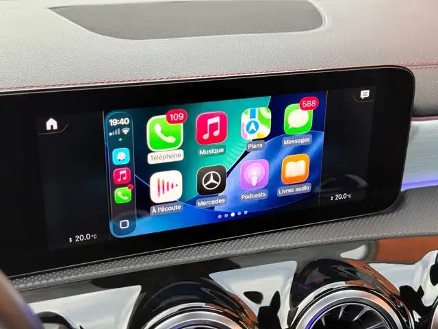 Mercedes-Benz Cla view 24