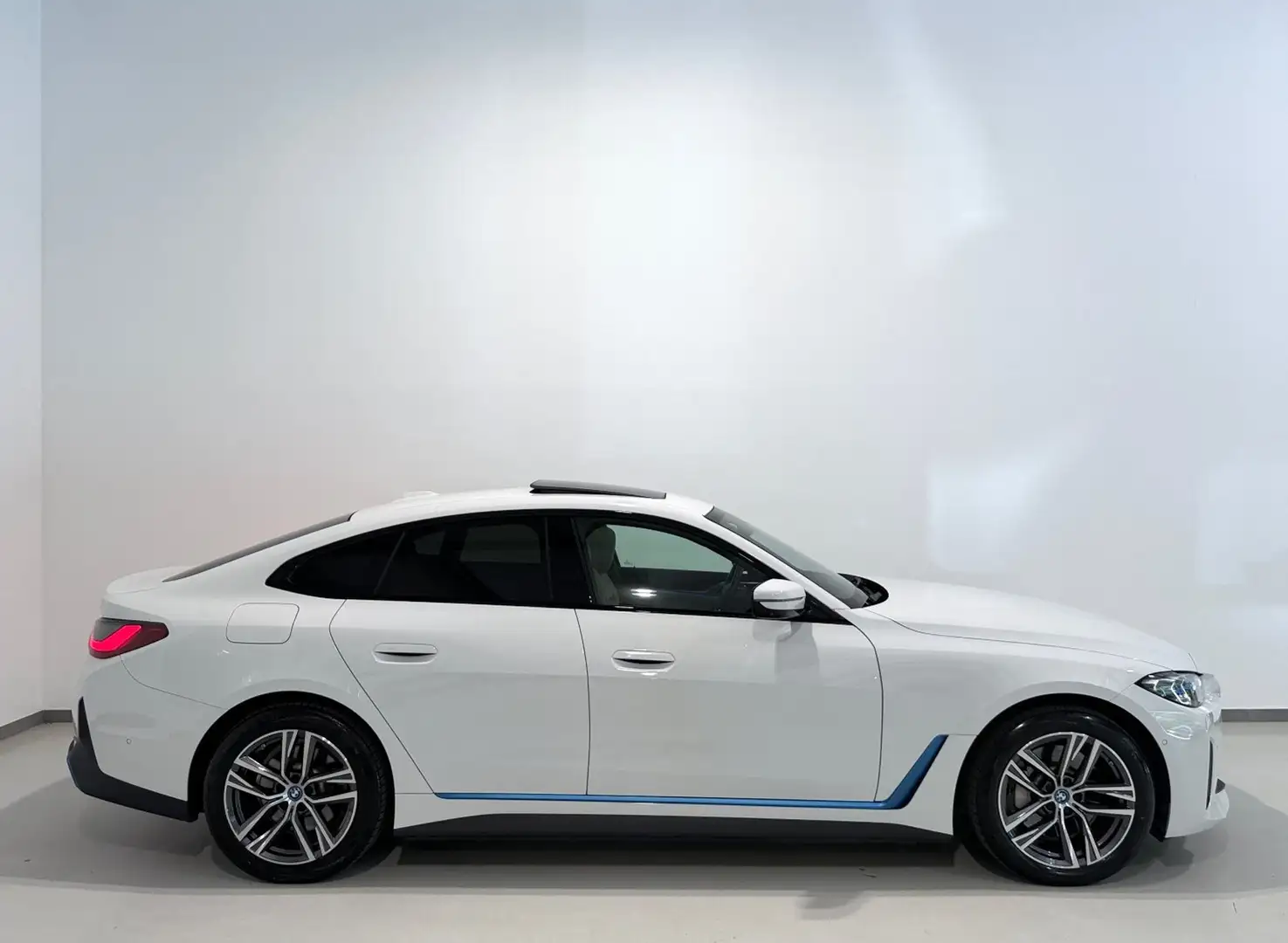 BMW i4 eDrive40e GC/CockpitPRO/Schiebedach/HEAD-UP/360*G Weiß - 2
