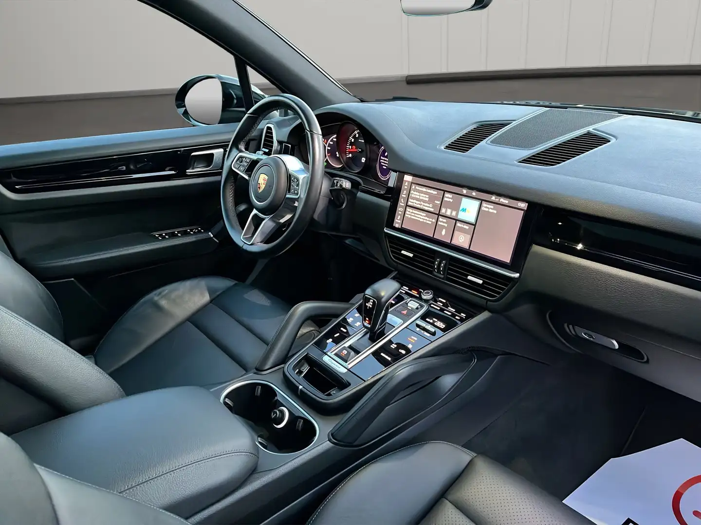 Porsche Cayenne 3.0 V6 340PK | PANO | CARPLAY | FULL LEATHER Zwart - 2
