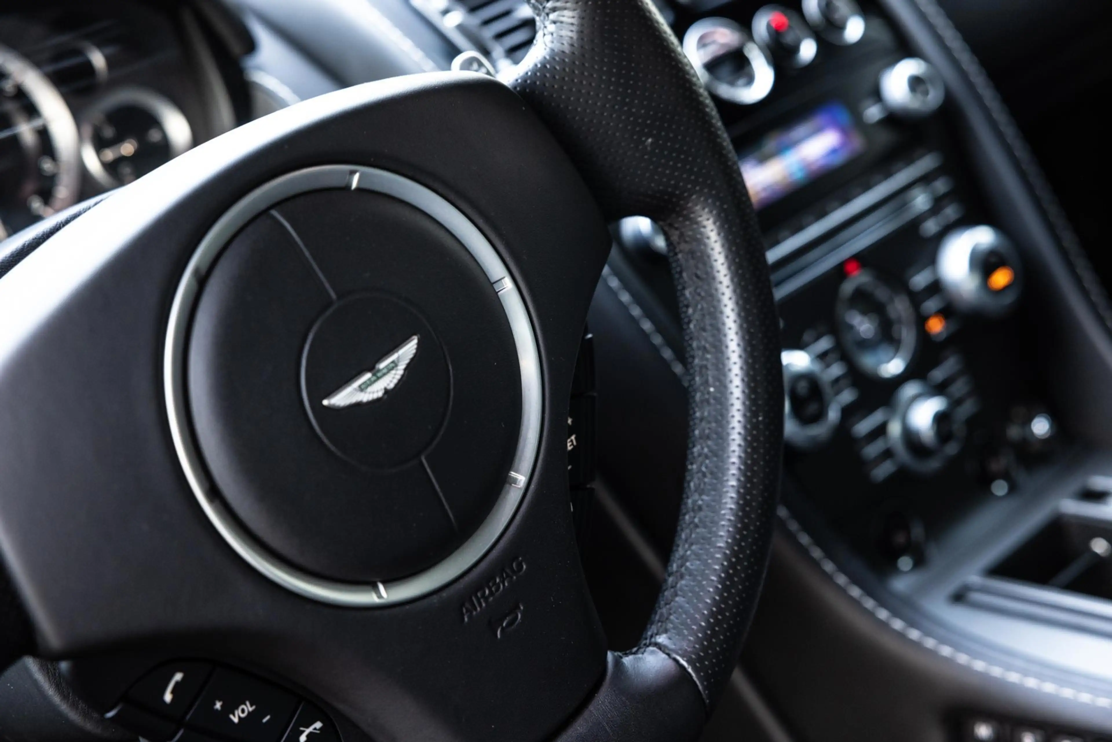 Aston Martin Vantage V8 4.7 V8 Sportshift 426 PK, Kroymans Onderhouden, — photo 15