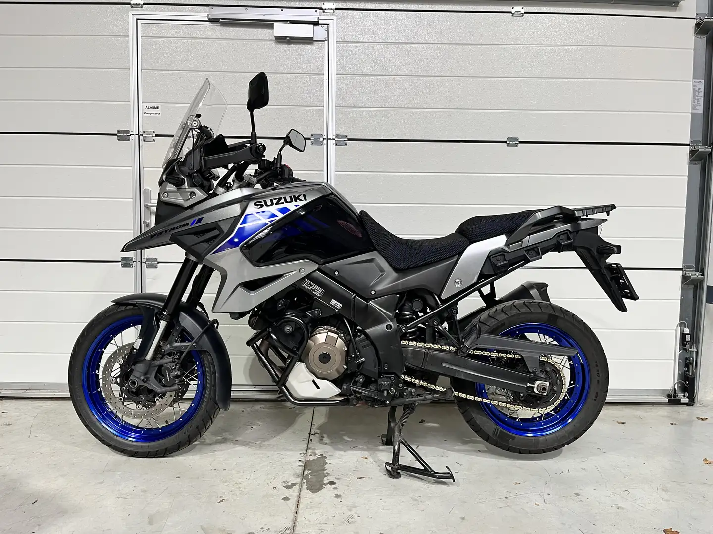 Suzuki V-Strom 1050 Premier propriétaire Noir - 2