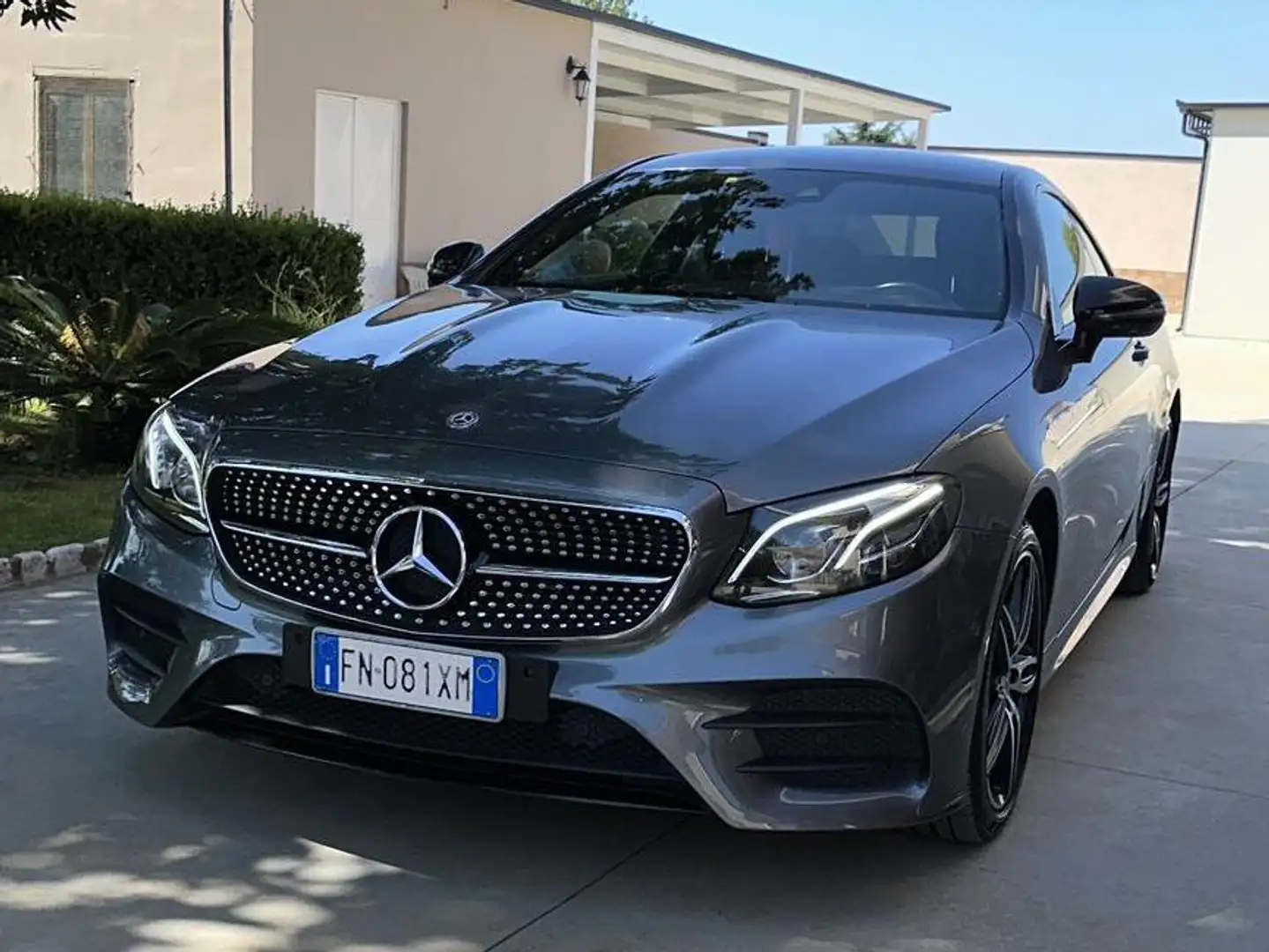 Mercedes-Benz E 220 Classe E Coupe Coupe d Premium Plus 4matic auto Grigio - 1