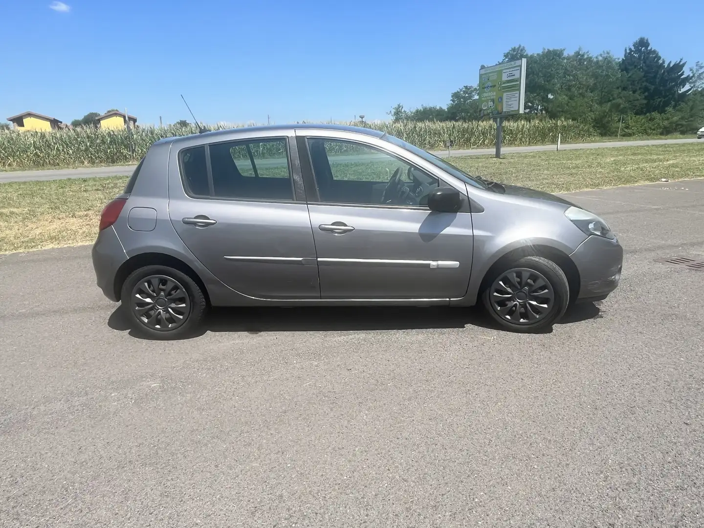 Renault Clio 5p 1.2 16v Confort Dynamique - 2