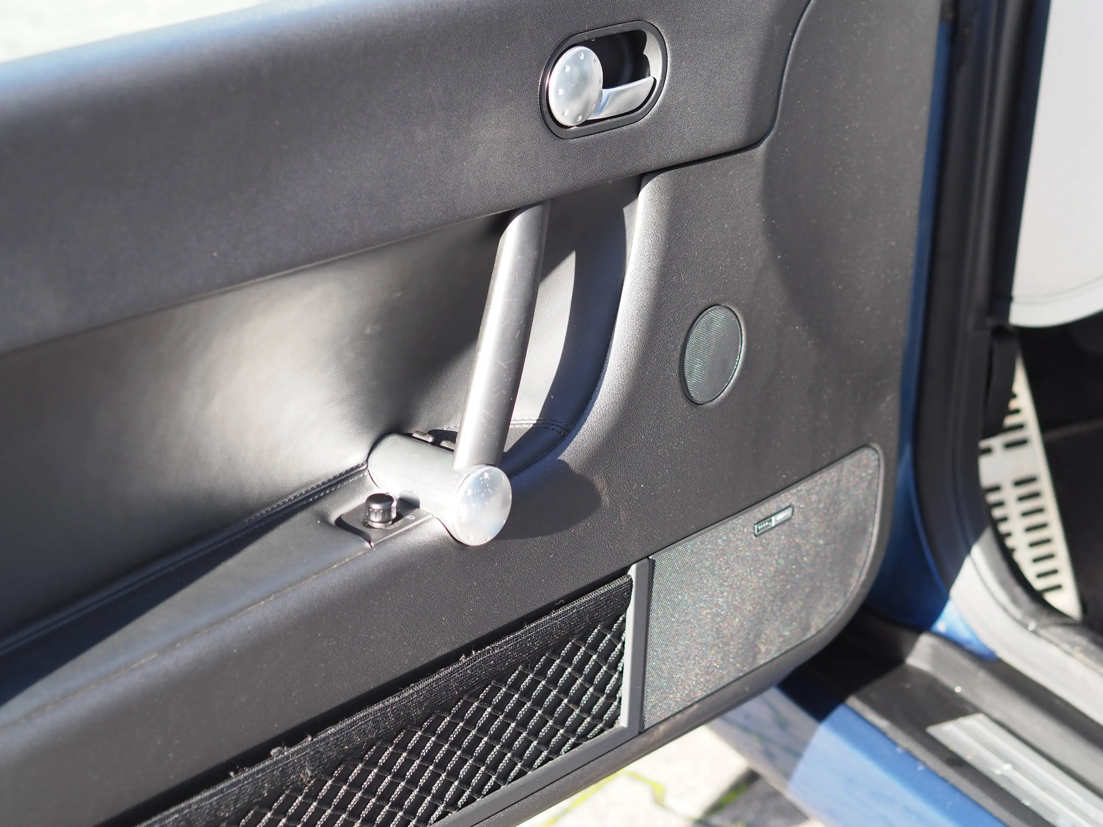 Audi TT TT Coupe 3.2 quattro DSG — photo 10