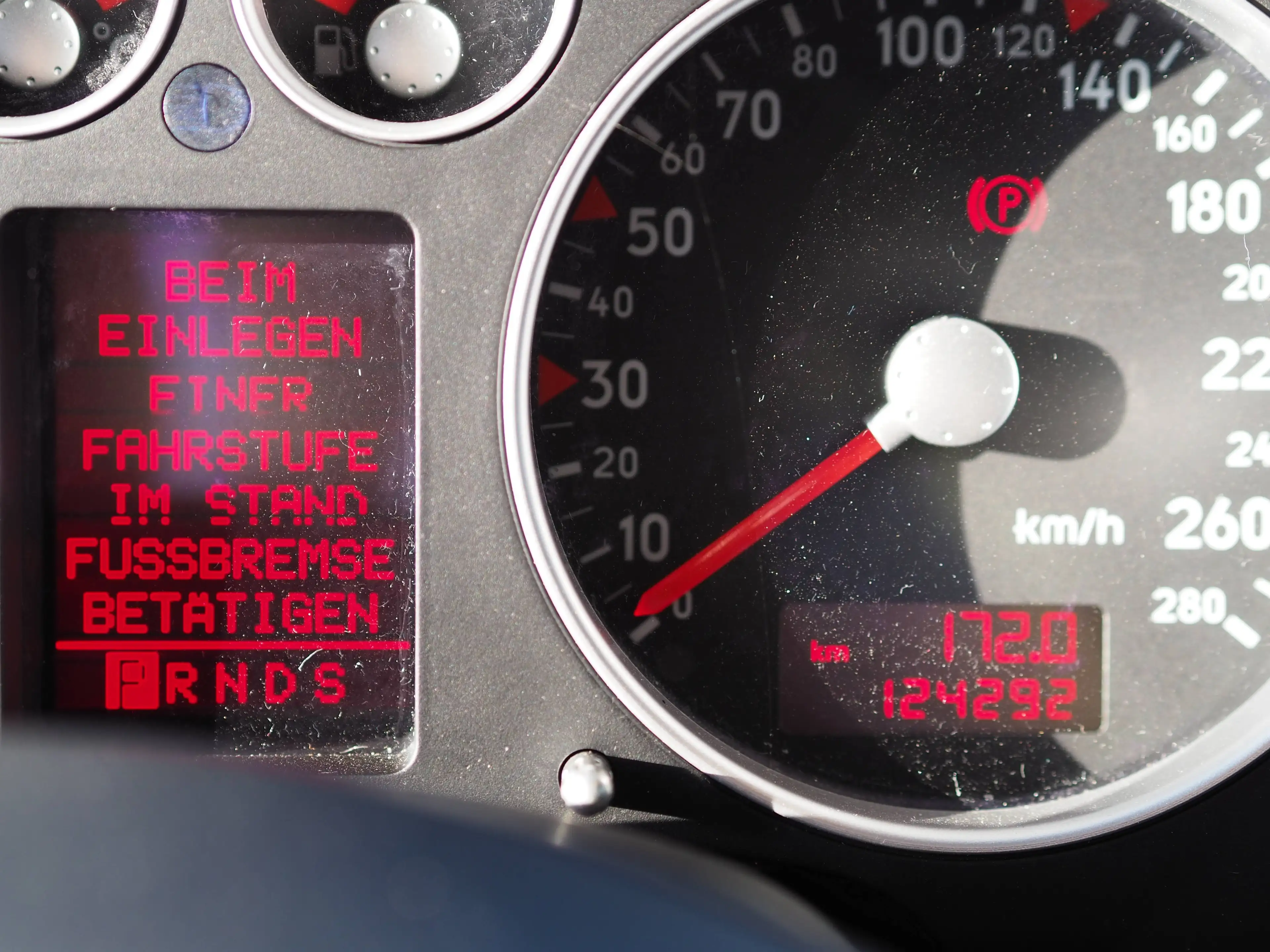 Audi TT TT Coupe 3.2 quattro DSG — photo 13