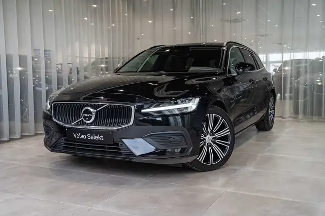 Volvo V60 II Core B4 Mild-Hybrid