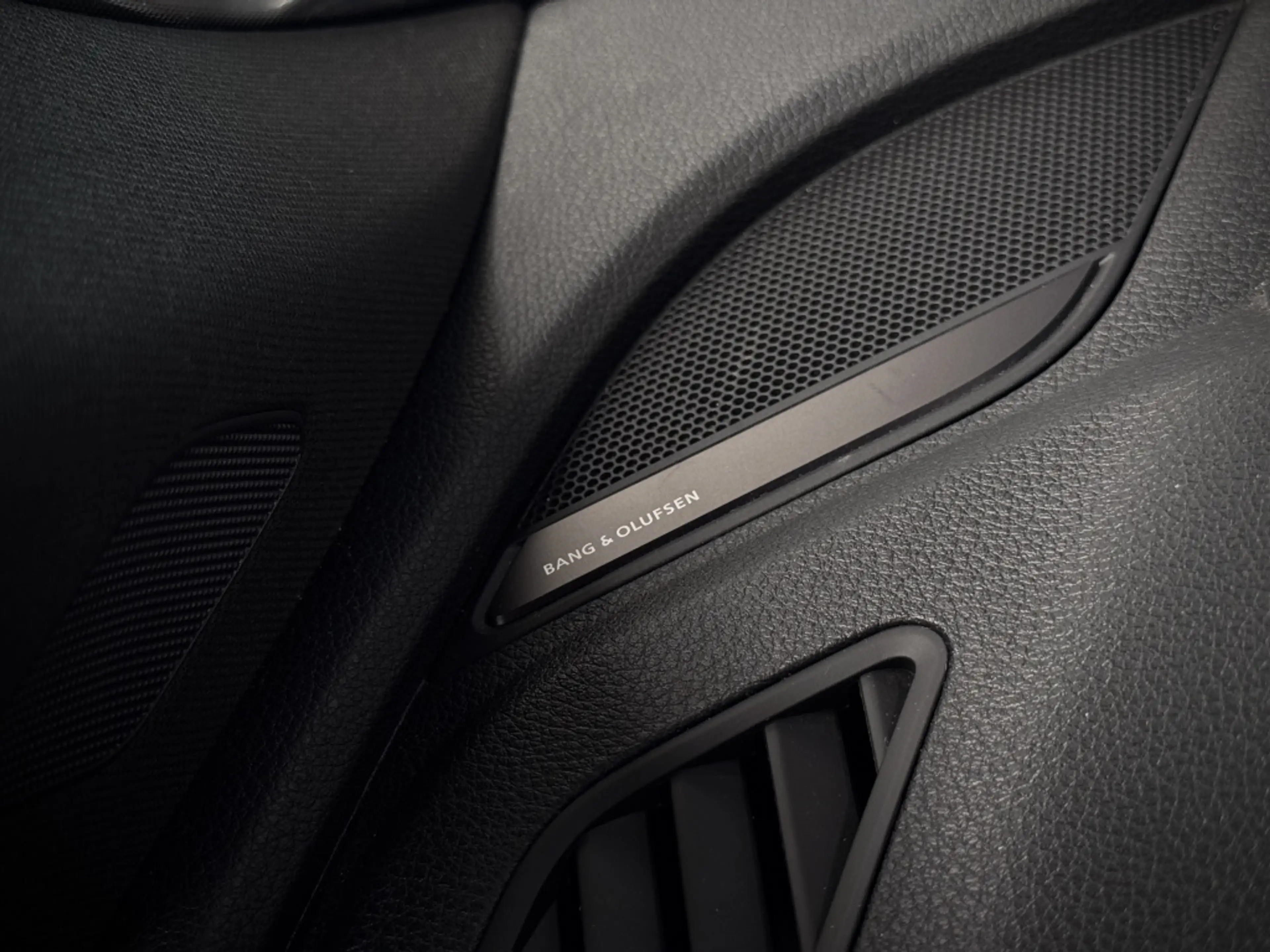 Audi Q5 Sportback 55 TFSI e quattro S line | SOH 98% | B&O — photo 28