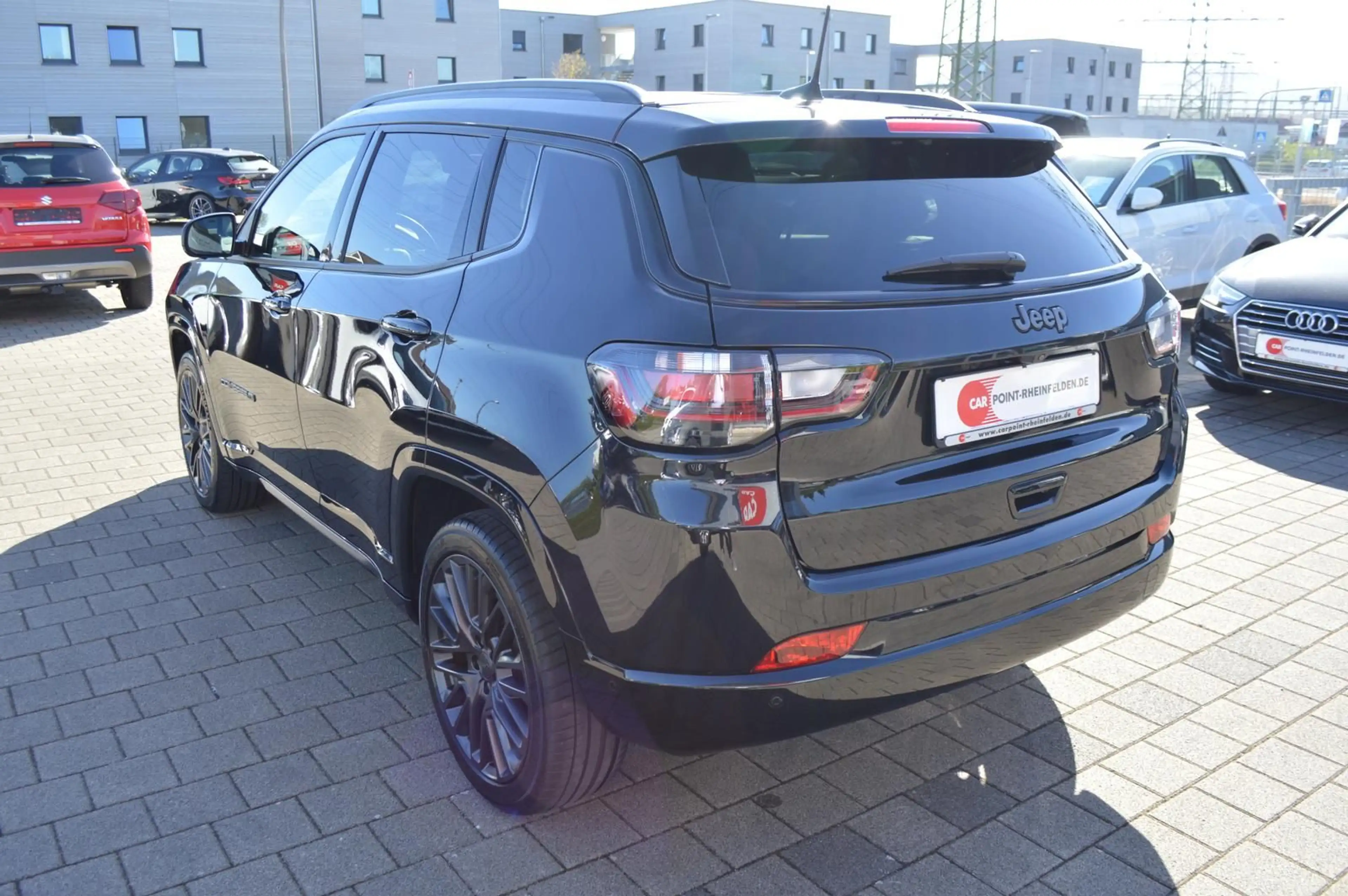 Jeep Compass 80th Anniv.*360°*LED*Leder*Pano*Mem*Virt — photo 4
