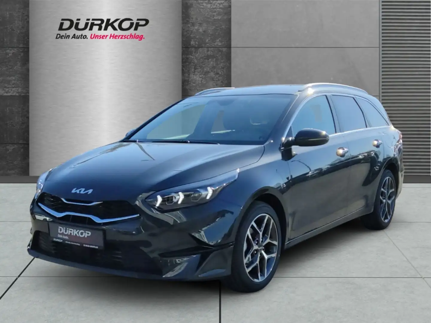 Kia Ceed SW / cee'd SW Ultimate Edition 1.5T Mild-Hybrid DCT Style Navi S Zwart - 1