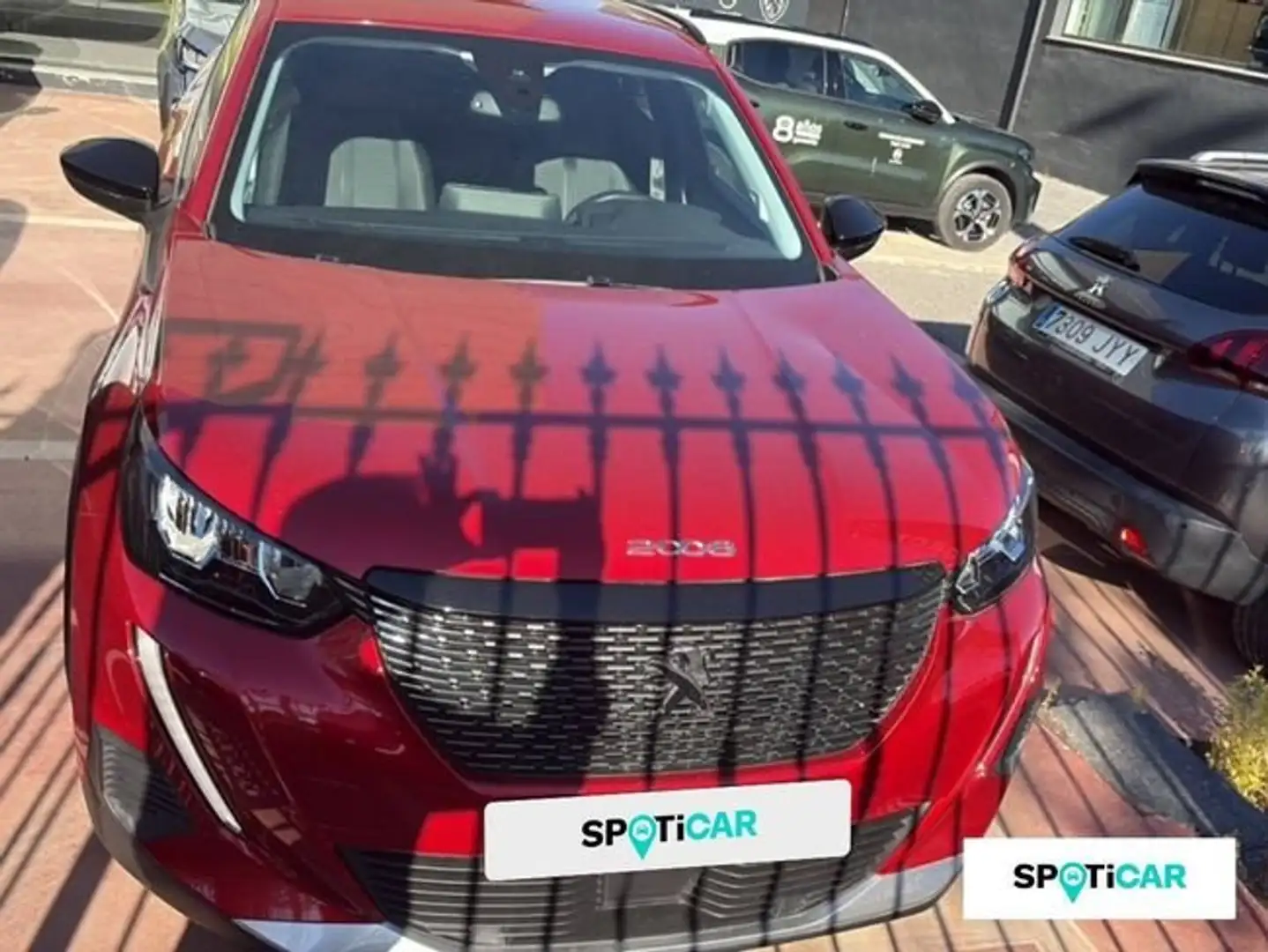 Peugeot 2008 1.5BlueHDi S&S Allure Pack EAT8 130 Rojo - 2