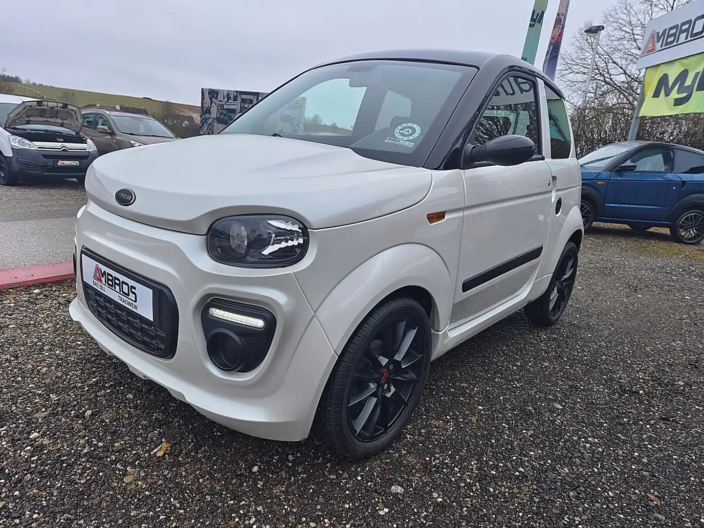 Microcar M.Go M.GO 6 Must dCi + Servo *Autofahren ab 15* Weiß - 1