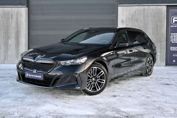 520i M Sport /Bruin leder/Pano/360°/Trekhaak