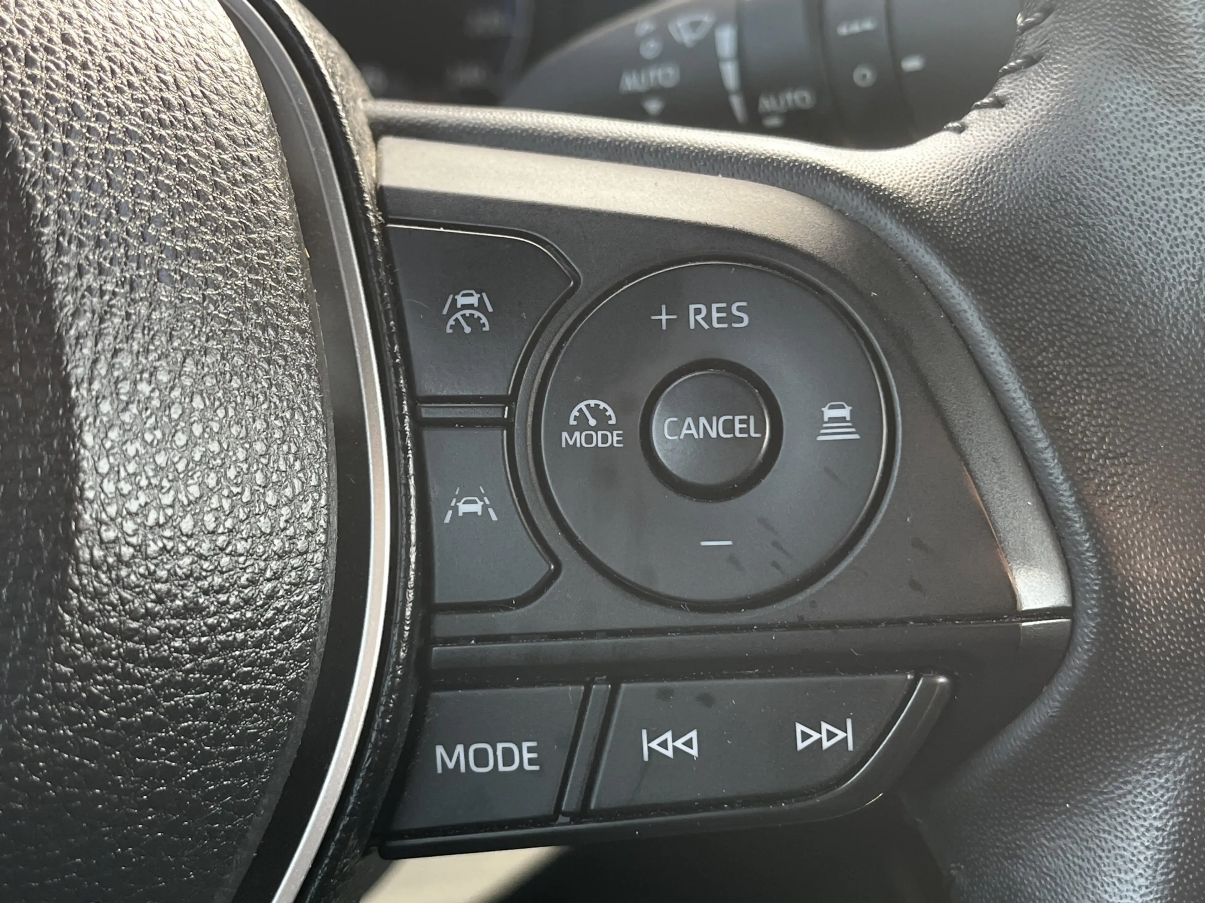 Toyota Corolla Cross Hybrid 140 Business Limited Carplay Parkeer en Dod — photo 23