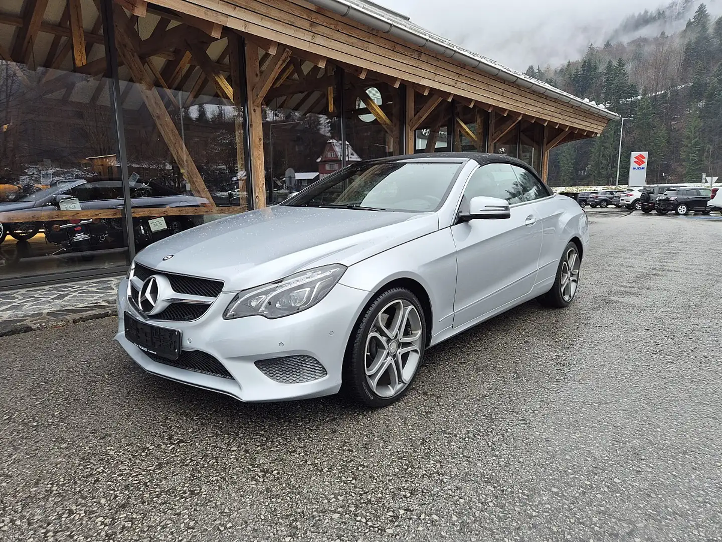 Mercedes-Benz E 220 CDI Aut. Cabrio Grijs - 1