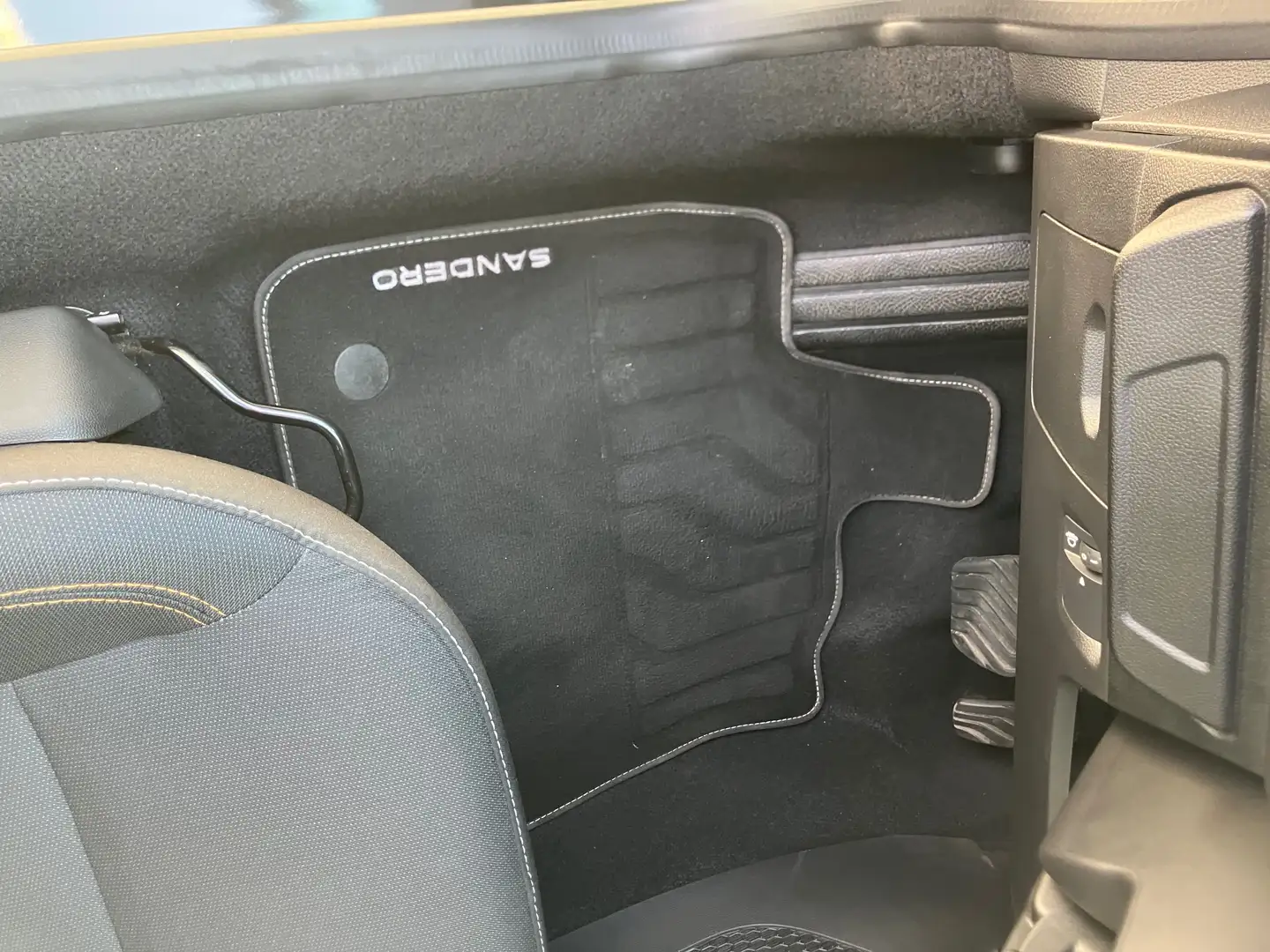 Dacia Sandero Sandero Stepway Expression TCe 90 CVT Stepway Expression - 1