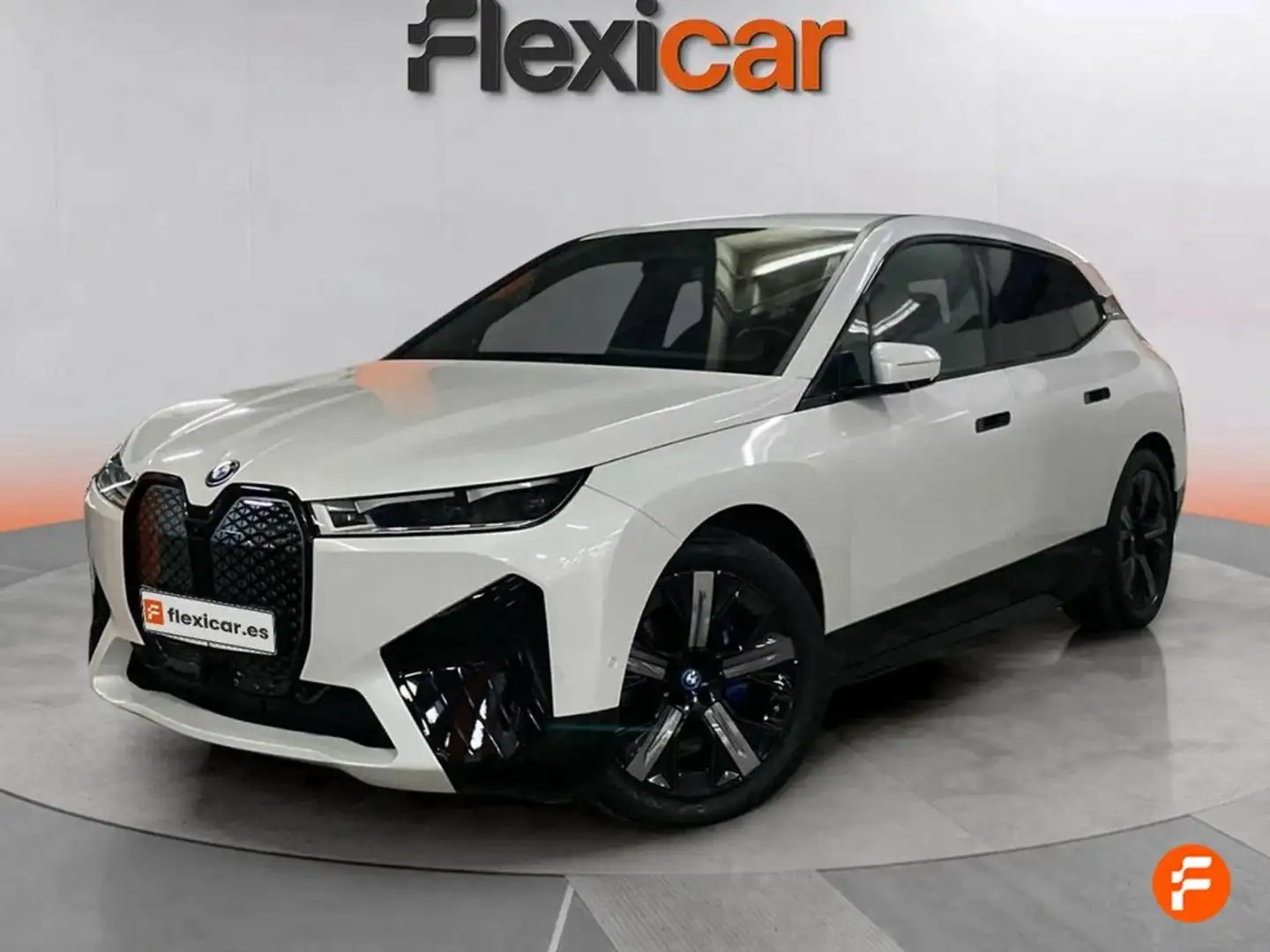 BMW iX xDrive50 Amarillo - 2