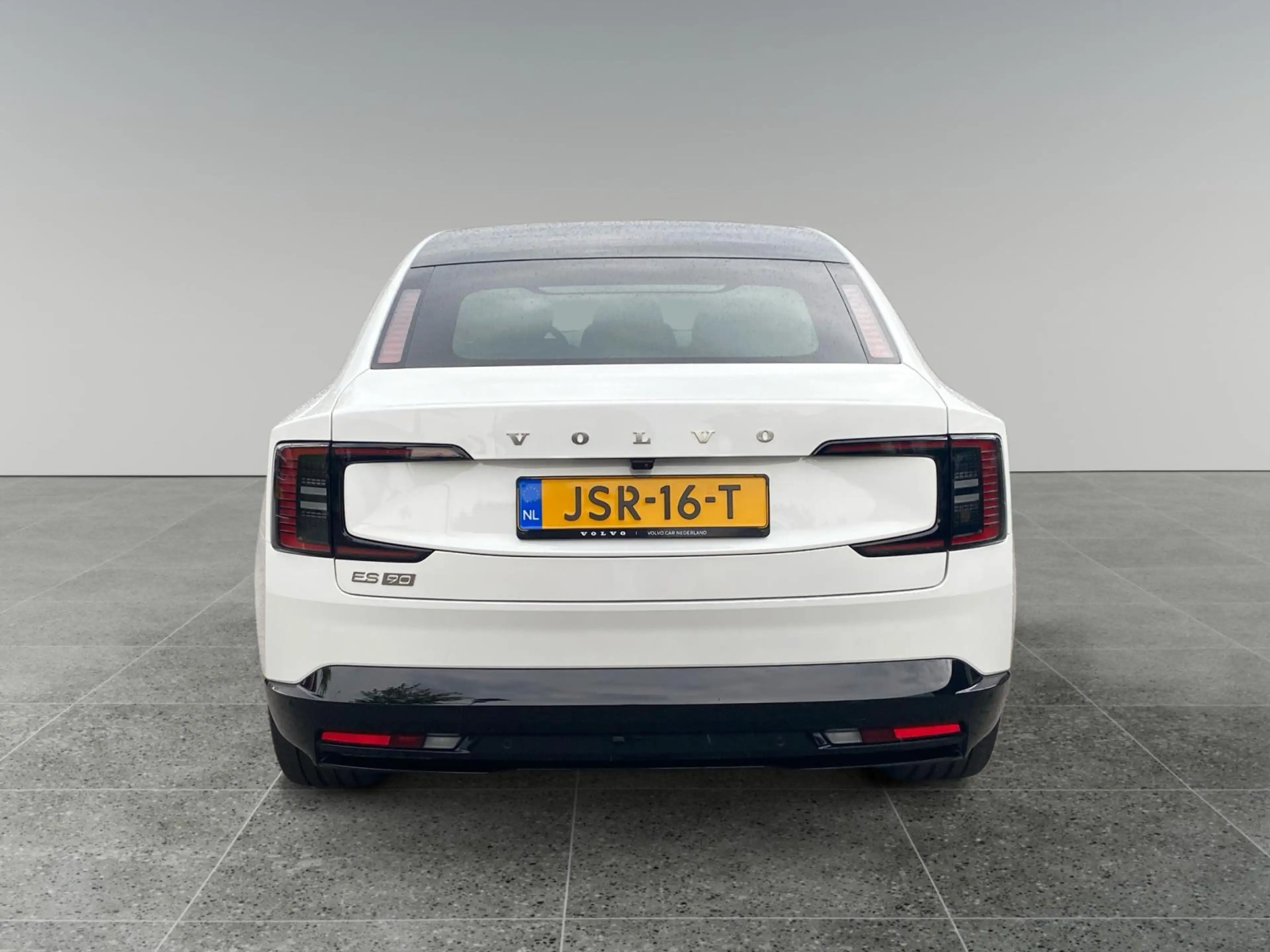 Volvo ES90 Single Motor Extended Range Ultra 92 kWh | Luchtve — photo 8