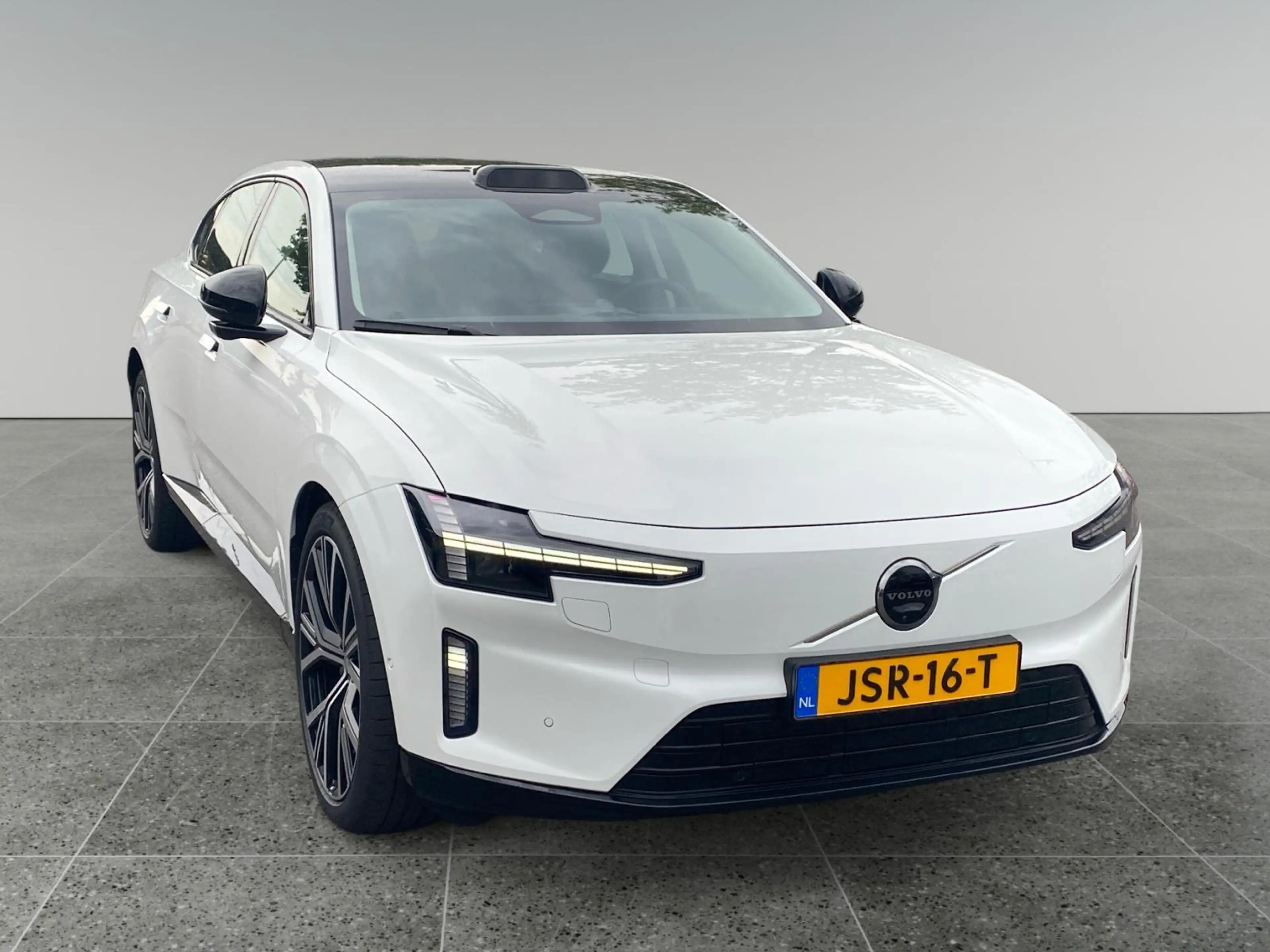 Volvo ES90 Single Motor Extended Range Ultra 92 kWh | Luchtve — photo 3