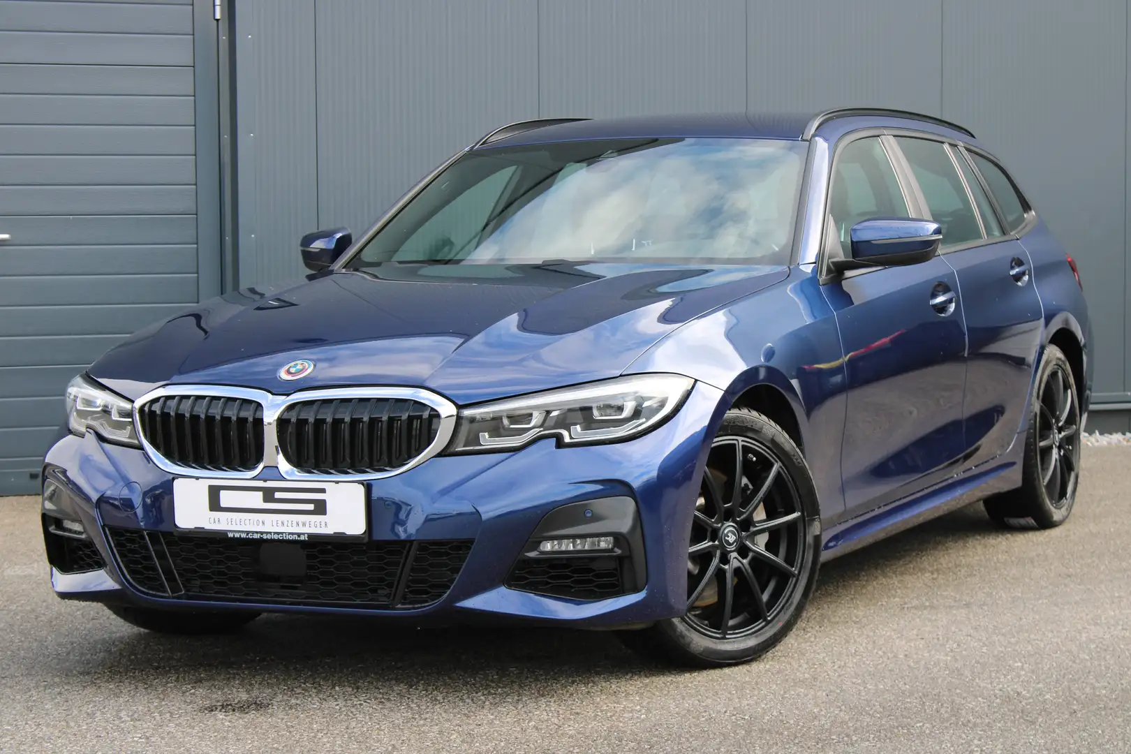 BMW 330 i Aut *M Paket* Blau - 2