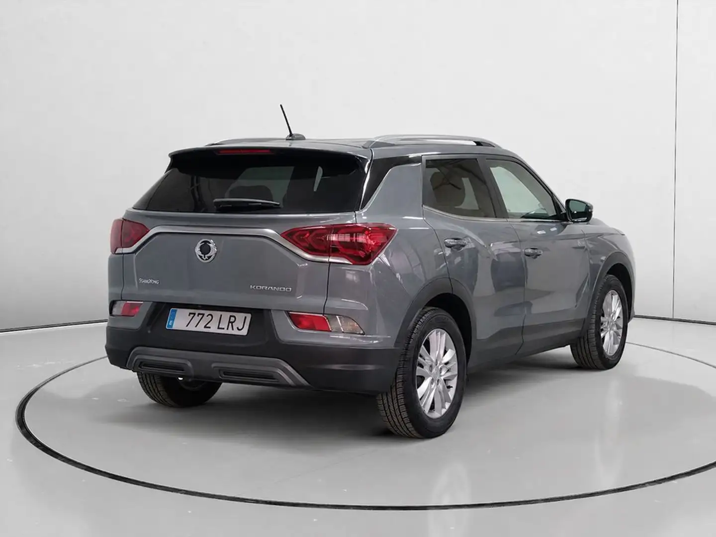 SsangYong Korando G15T Limited 4x2 L.P. Gris - 2