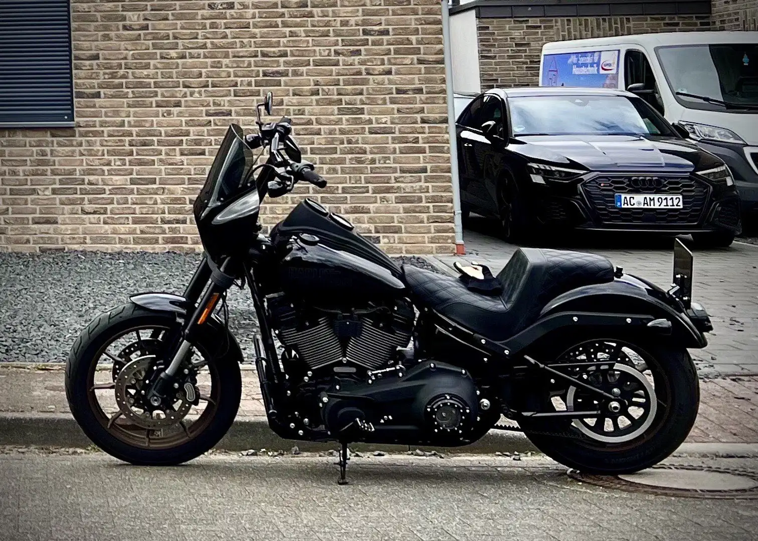 Harley-Davidson Lowrider S - 2