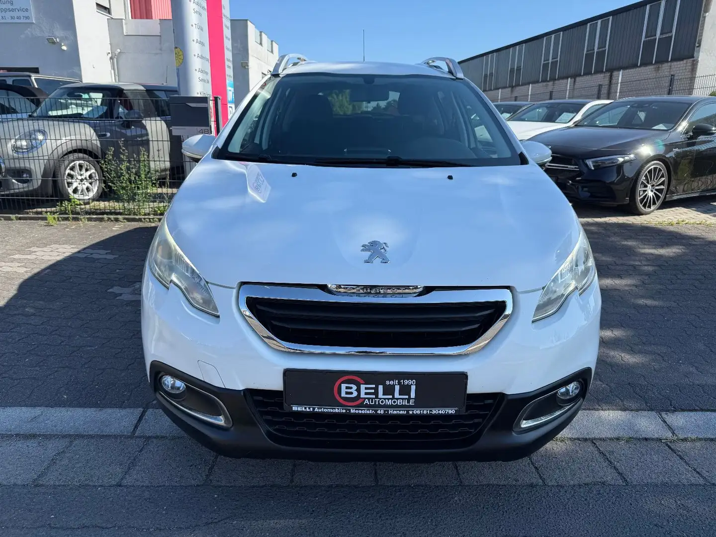 Peugeot 2008 Active VTI 1.Hand FINANZIERUNG Blanc - 2