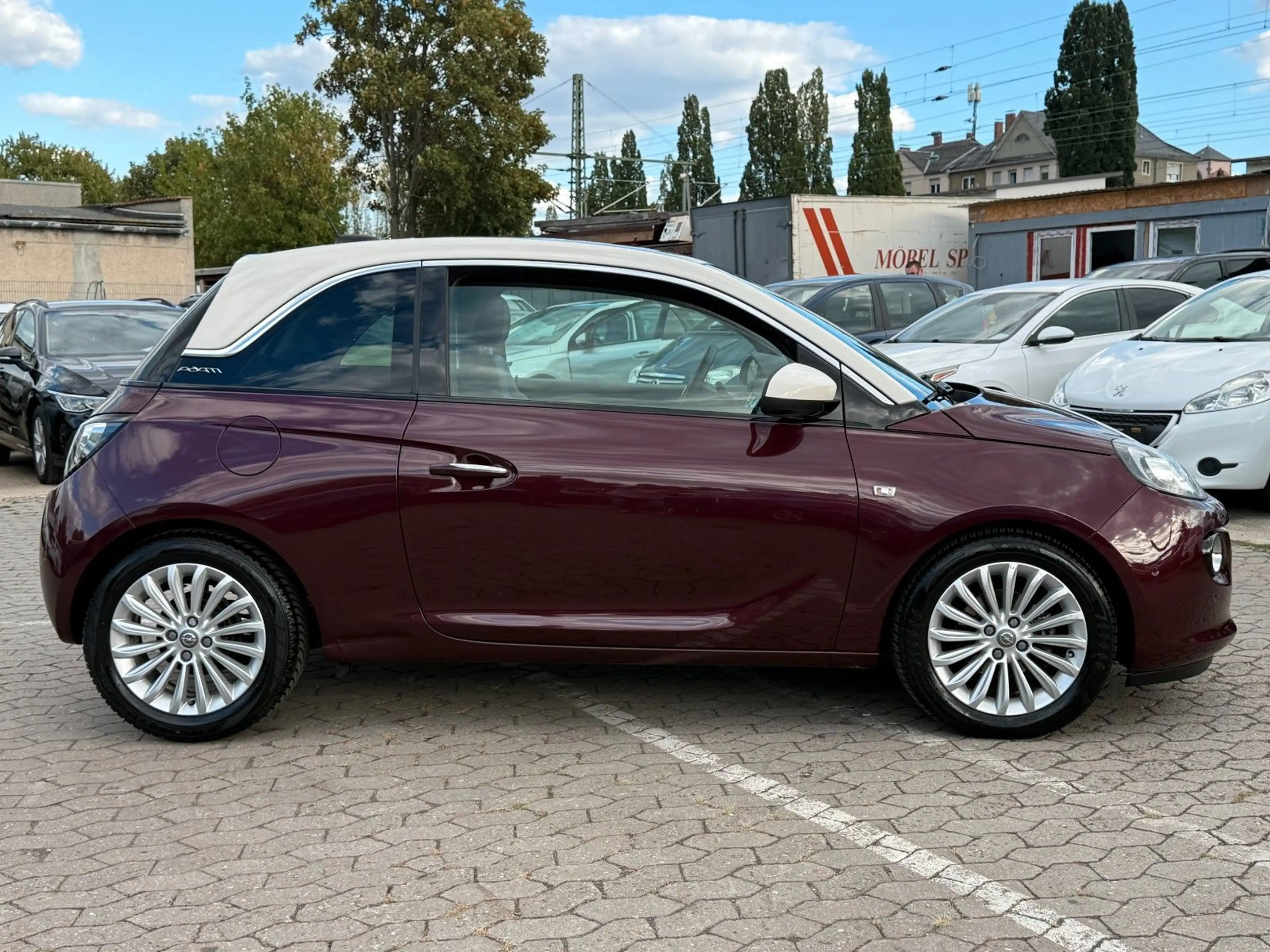 Opel Adam ADAM SONDERMODELL / AUTOMATIK / PANORAMA /KLIMA — photo 4