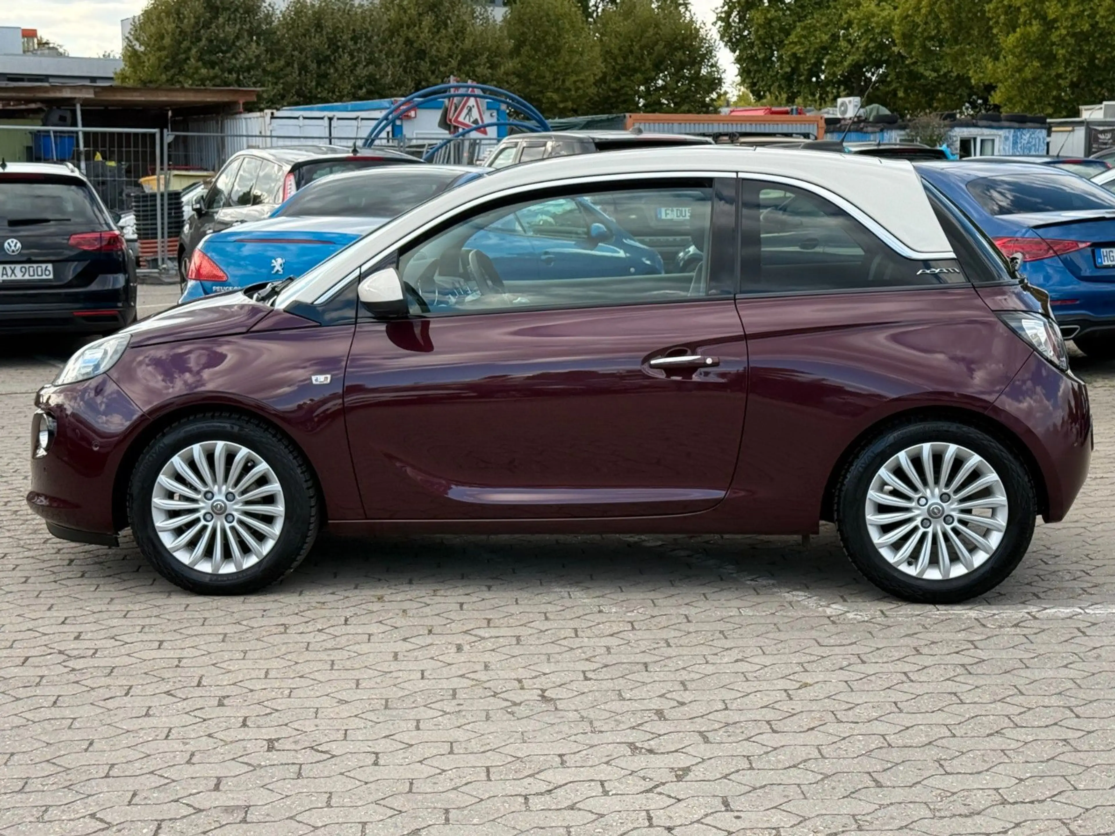Opel Adam ADAM SONDERMODELL / AUTOMATIK / PANORAMA /KLIMA — photo 3