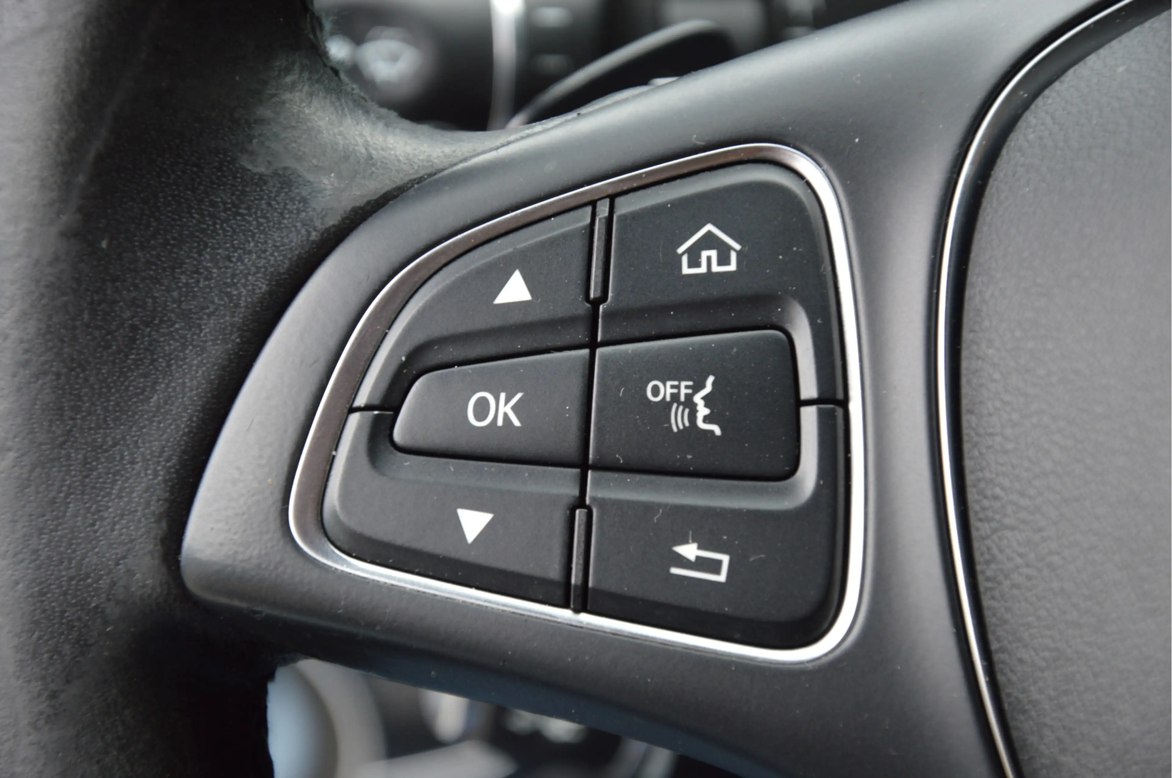 Mercedes-Benz GLC 350 350e 4MATIC Premium Plus LEDER | MEMORY | KEYLESS — photo 17