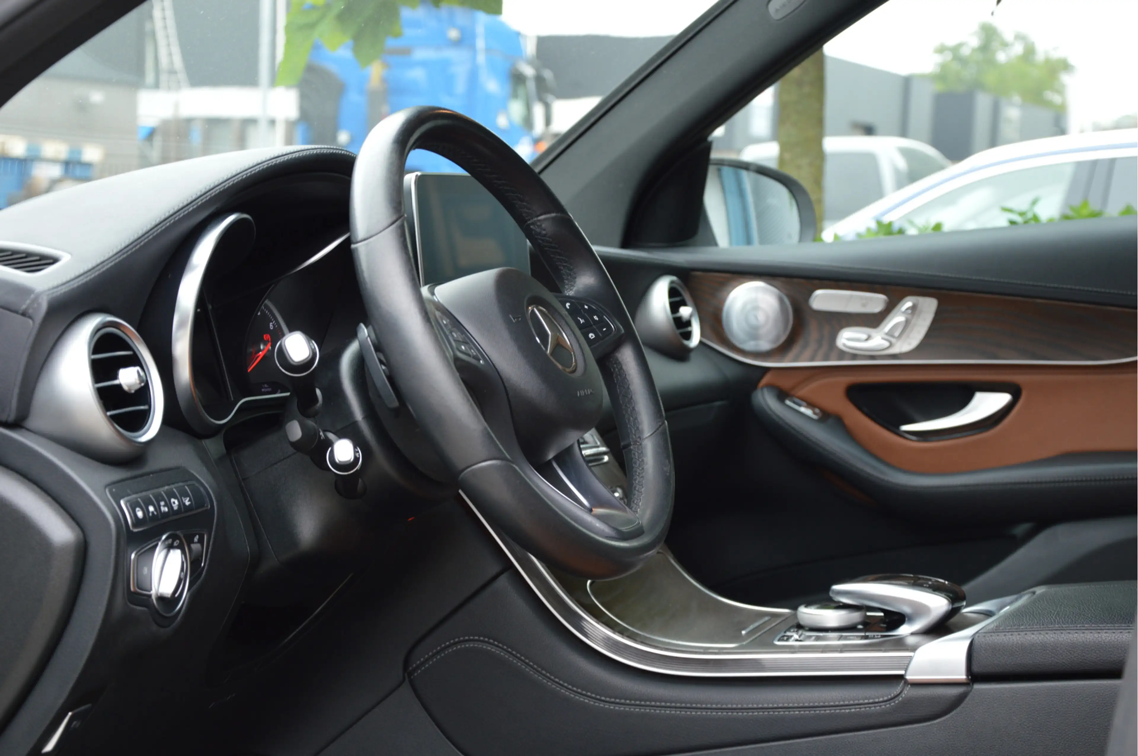Mercedes-Benz GLC 350 350e 4MATIC Premium Plus LEDER | MEMORY | KEYLESS — photo 15