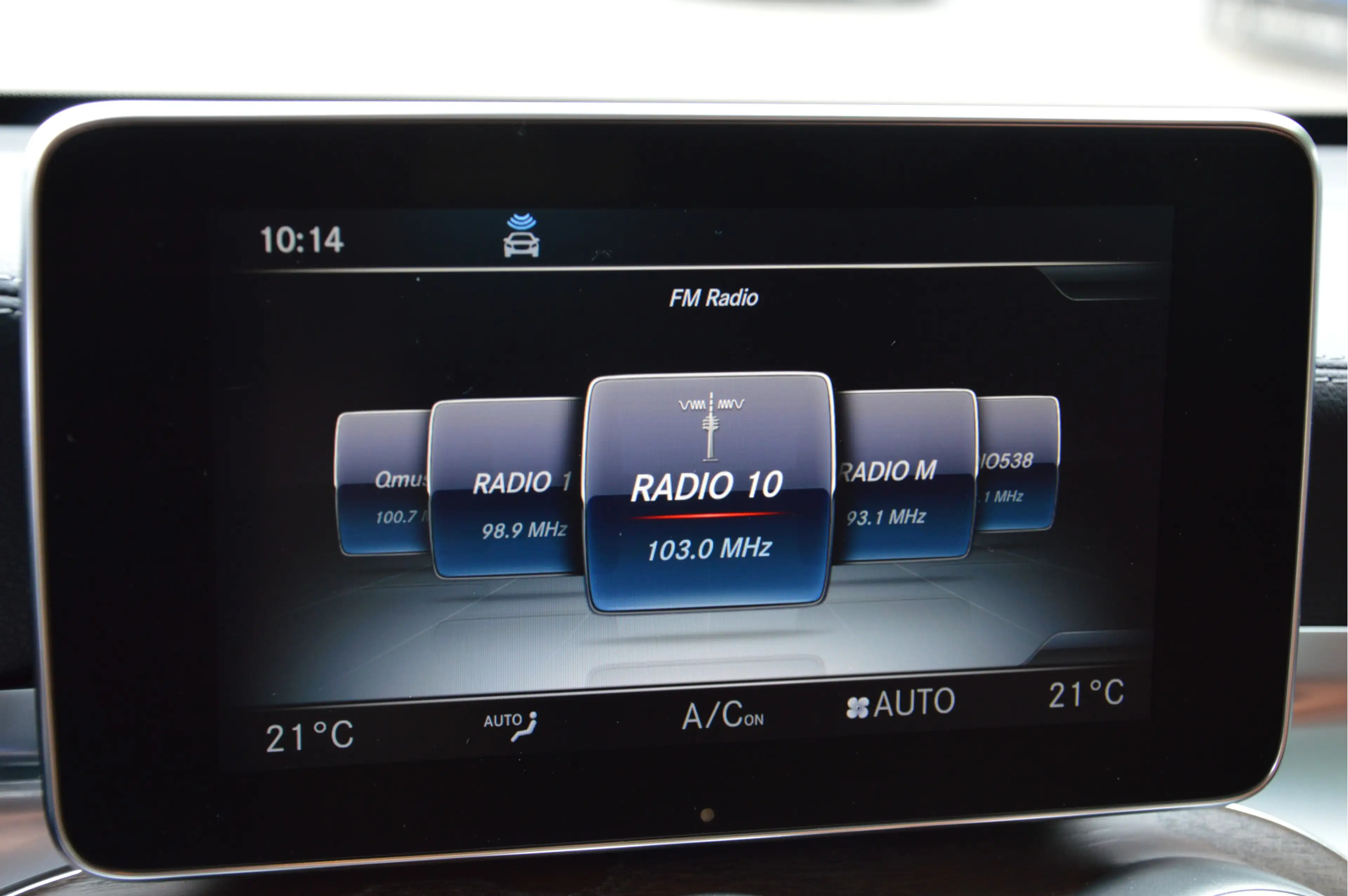 Mercedes-Benz GLC 350 350e 4MATIC Premium Plus LEDER | MEMORY | KEYLESS — photo 25