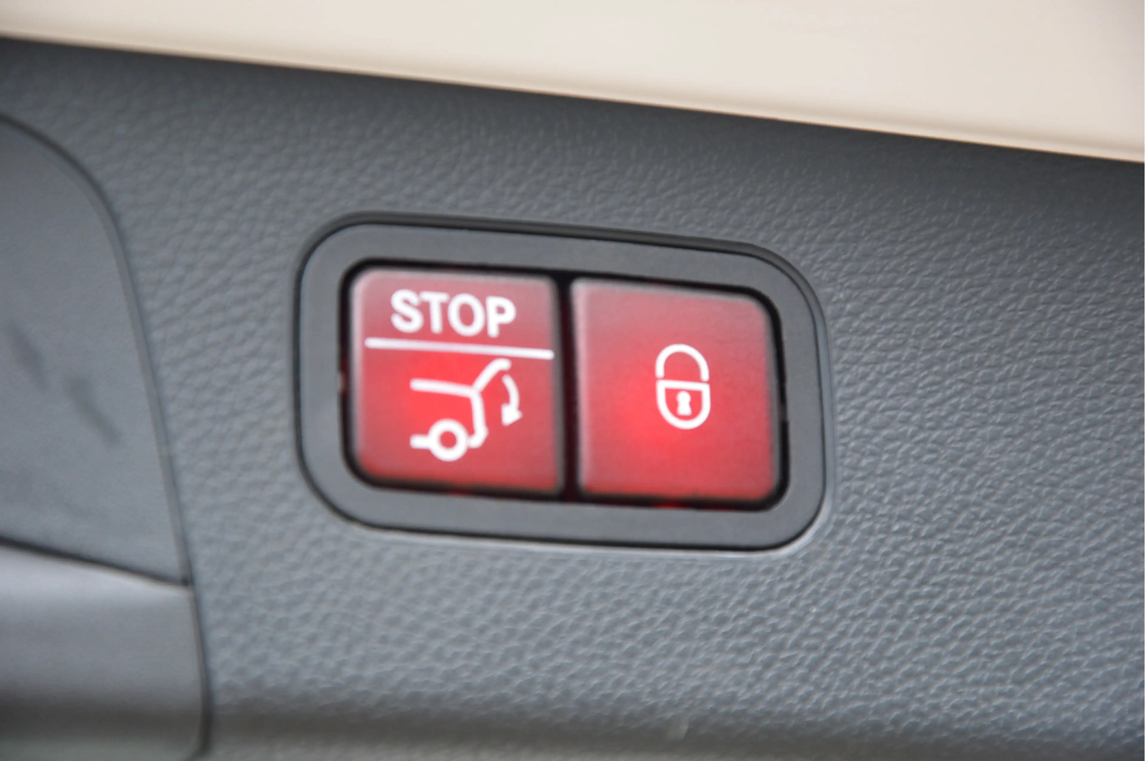 Mercedes-Benz GLC 350 350e 4MATIC Premium Plus LEDER | MEMORY | KEYLESS — photo 13