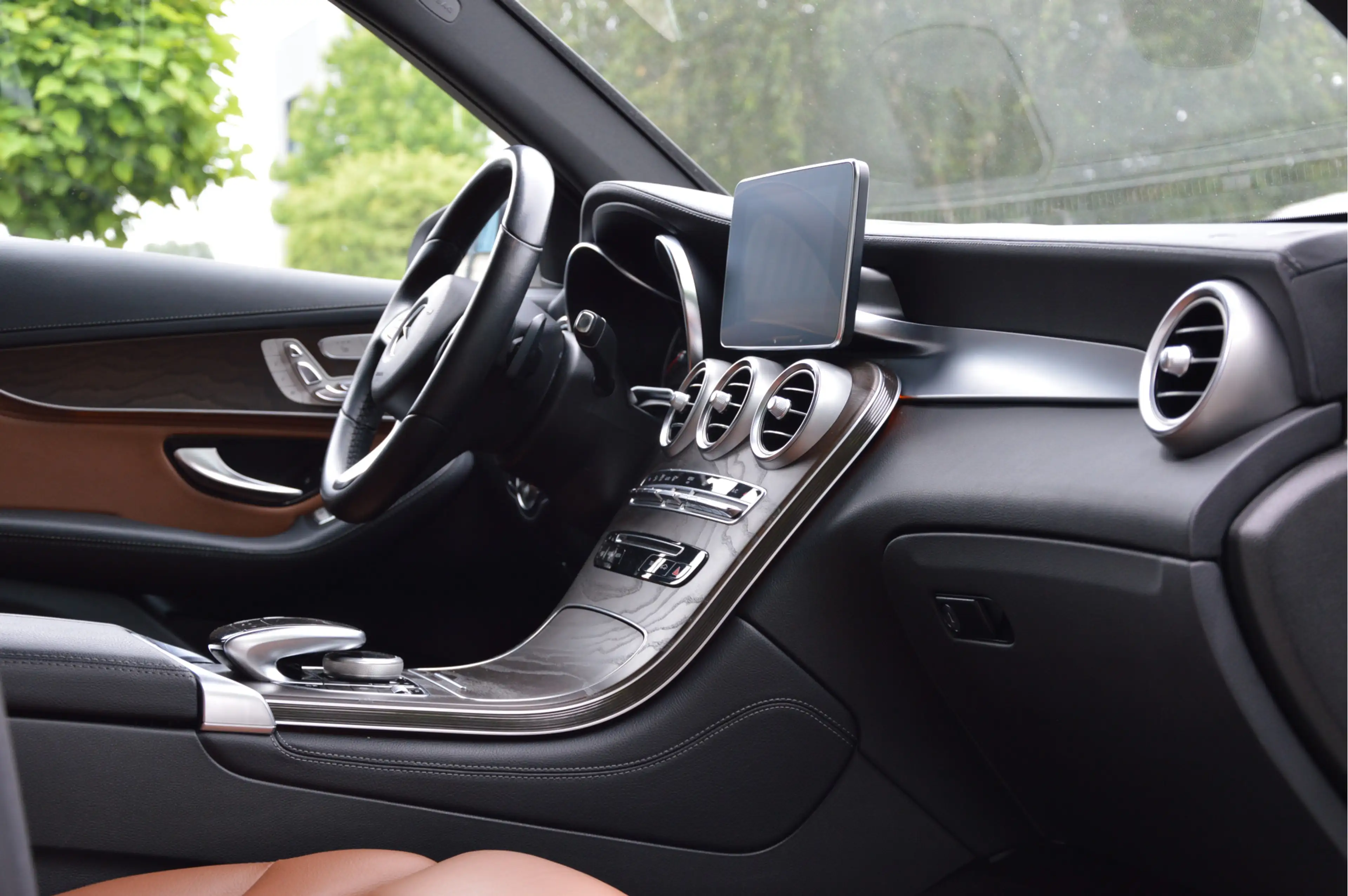 Mercedes-Benz GLC 350 350e 4MATIC Premium Plus LEDER | MEMORY | KEYLESS — photo 4